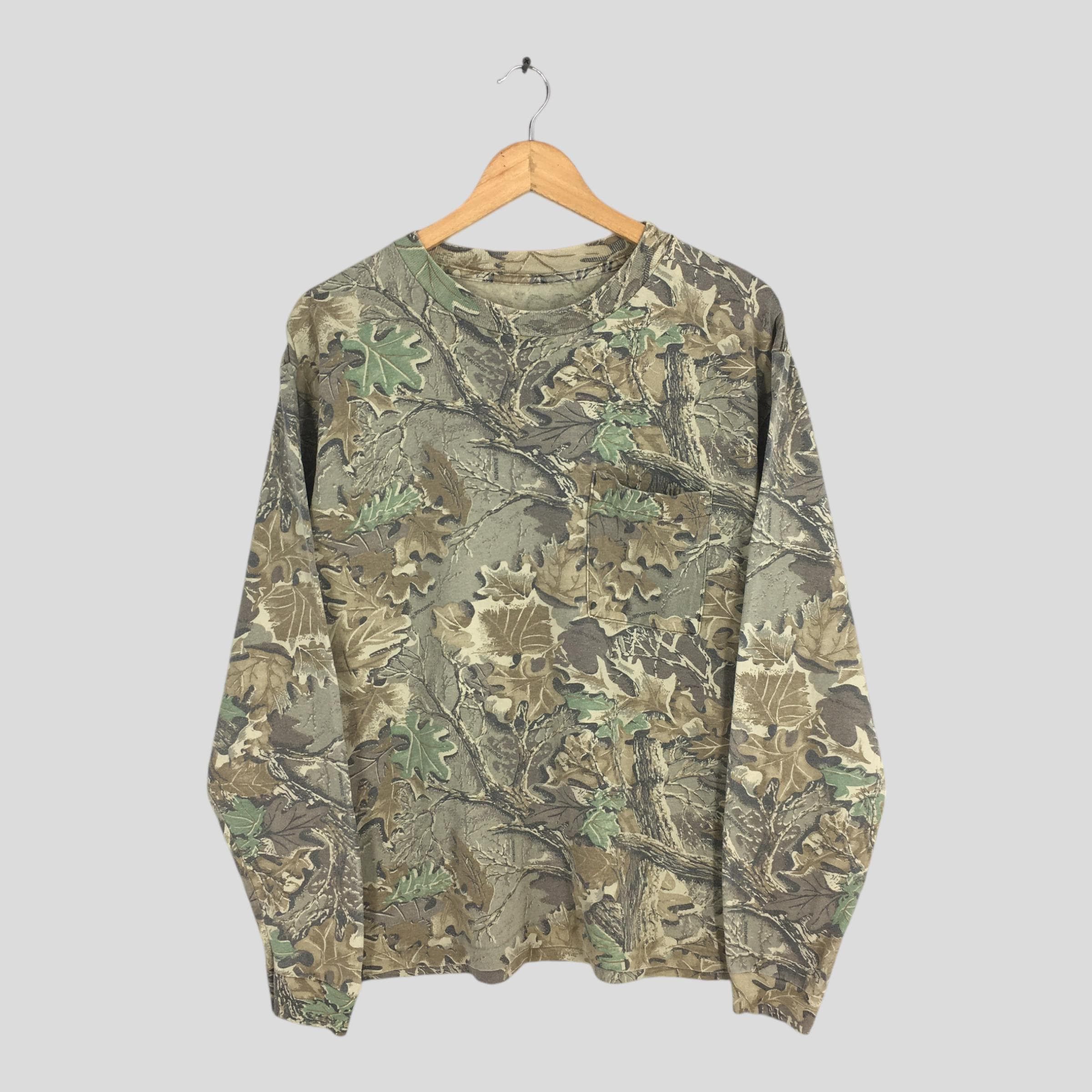 Mossy Oaks × Realtree × Vintage Vintage 90s Real Tree Camo Longsleeve Tshirt Large Size US L / EU 52-54 / 3 - 1 Thumbnail