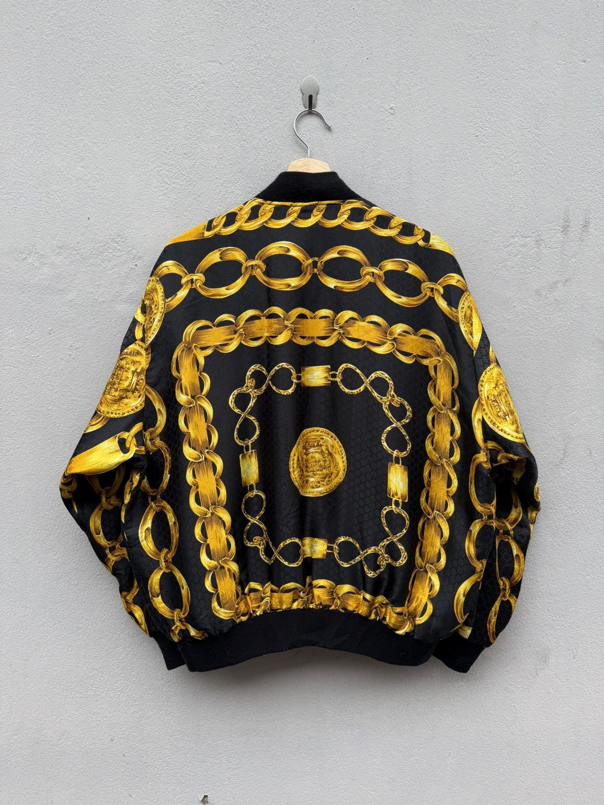 Vintage Vintage UNBRAND Silk Reversible Bomber Jacket Like Hermes Size US L / EU 52-54 / 3 - 9 Thumbnail