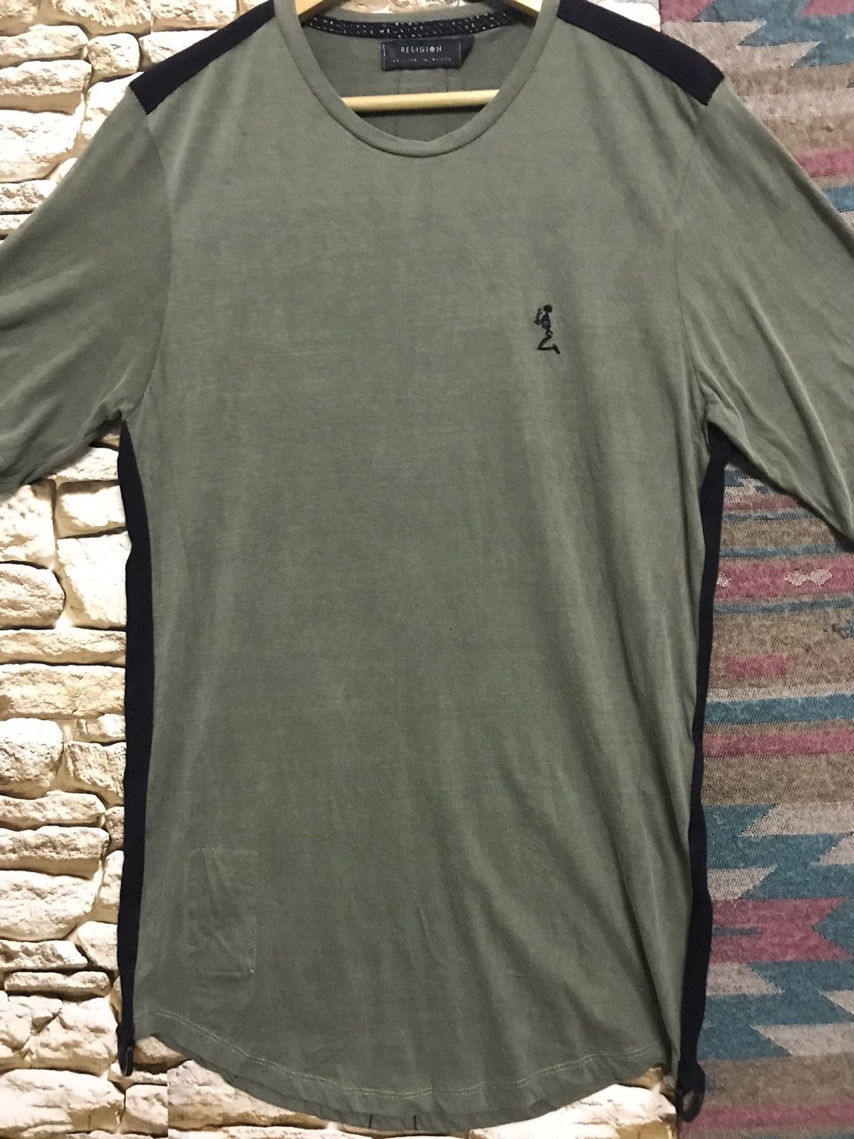 Other RELIGION SKULL We live in Black Streetwear Tees Size US M / EU 48-50 / 2 - 3 Thumbnail