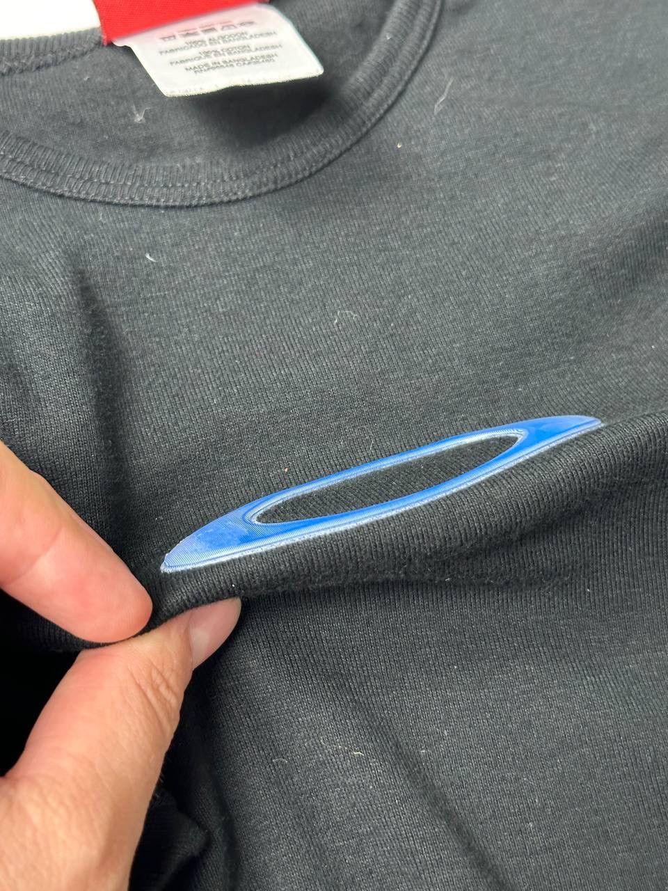 Oakley 🔥90s Vintage Oakley Crazy Logo 3D USA T Shirt Size S / US 4 / IT 40 - 8 Thumbnail