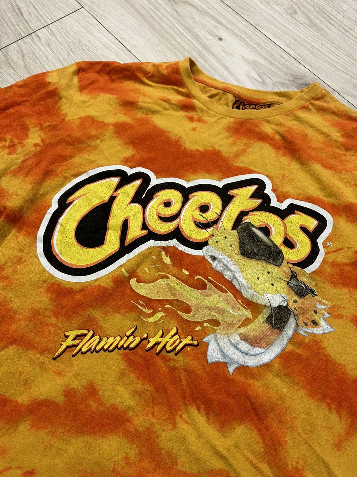 Vintage Vintage Flamin' Hot Cheetos Graphic Print Tee Shirt Size US XL / EU 56 / 4 - 3 Thumbnail