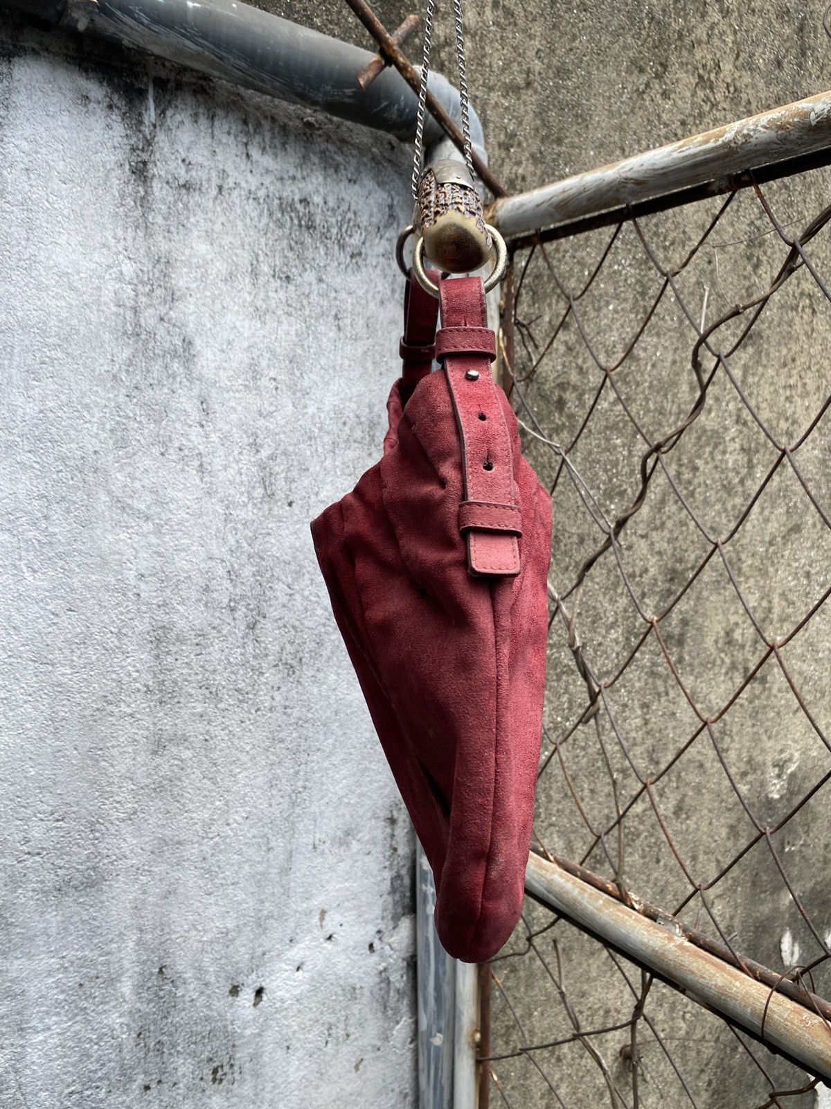 Yves Saint Laurent Rare Yves Saint Laurent - Tom Ford - Burgundy Mombasa Hobo Size ONE SIZE - 6 Thumbnail