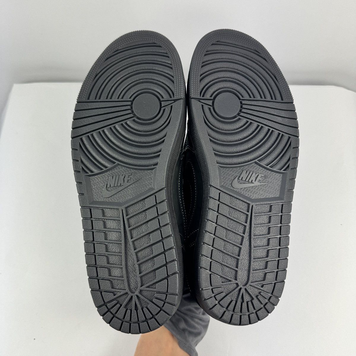 Jordan Brand × Supreme JORDAN 1 RETRO LOW TRAVIS SCOTT BLACK PHANTOM SNEAKERS Size US 11 / EU 44 - 5 Thumbnail