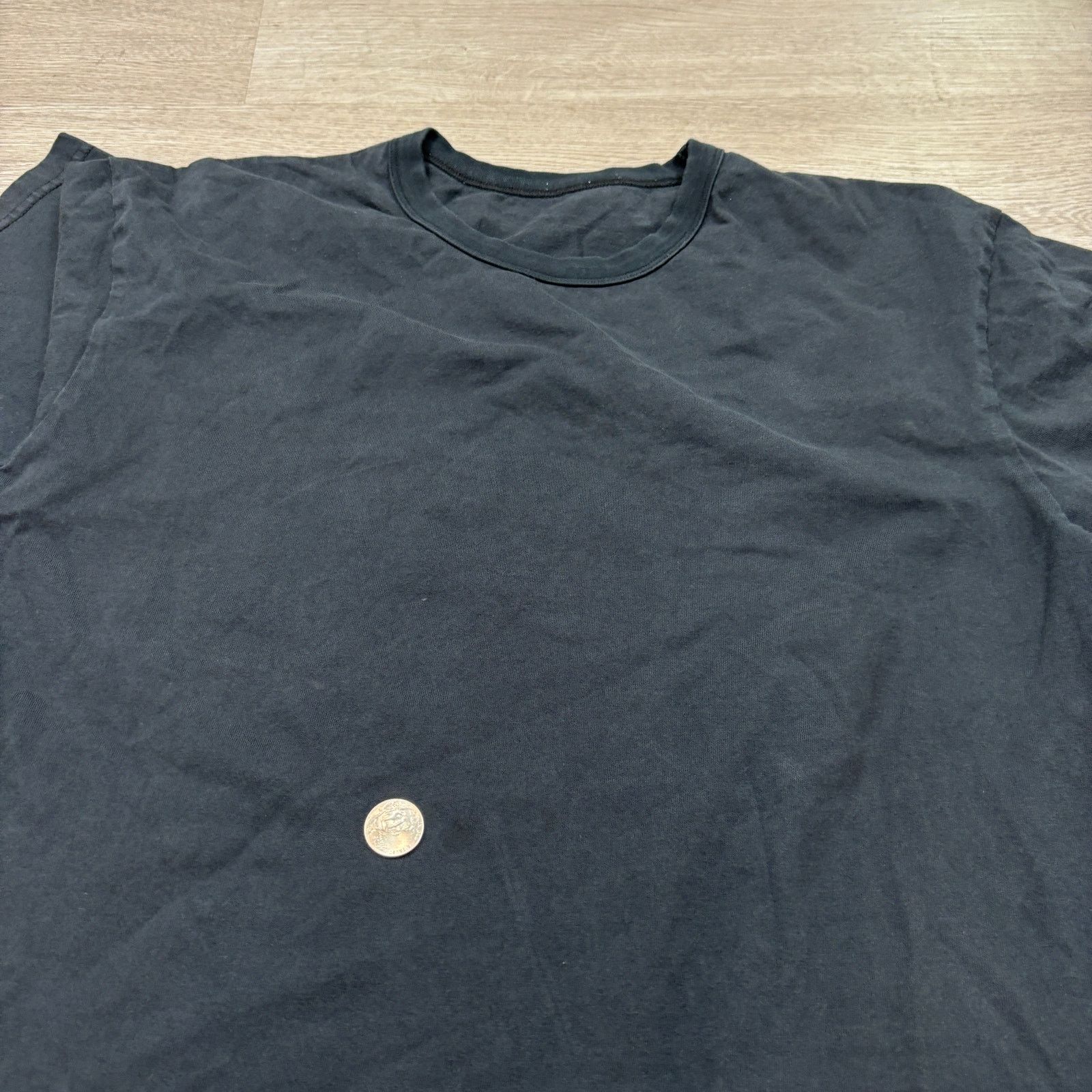 Vlone Vlone Blank Side Seam Short Sleeve T Shirt Men's Small Size US S / EU 44-46 / 1 - 8 Thumbnail