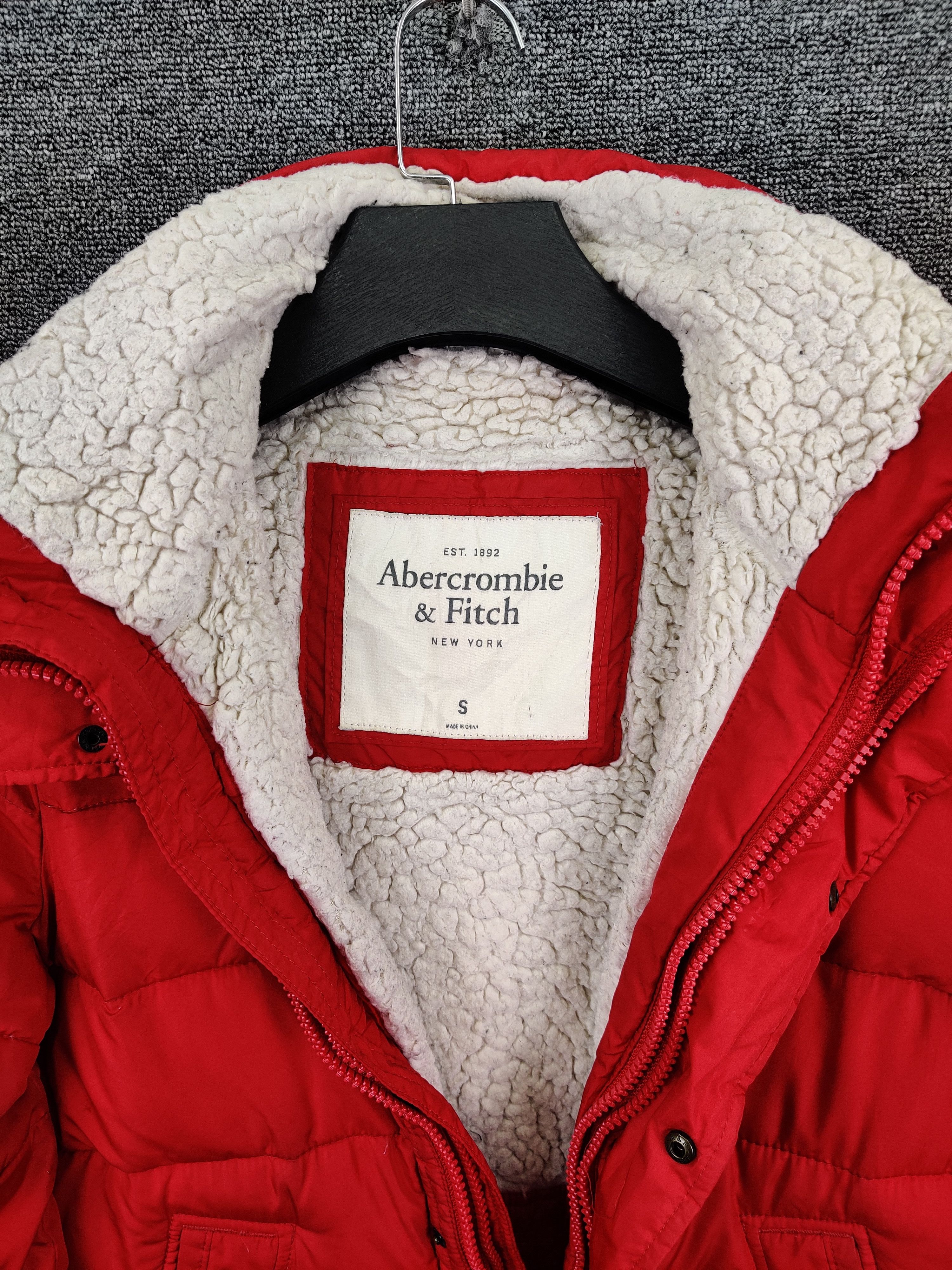 Abercrombie & Fitch Abercrombie & Fitch Quilted Sherpa Hooded Puffer Jacket Size US S / EU 44-46 / 1 - 7 Thumbnail