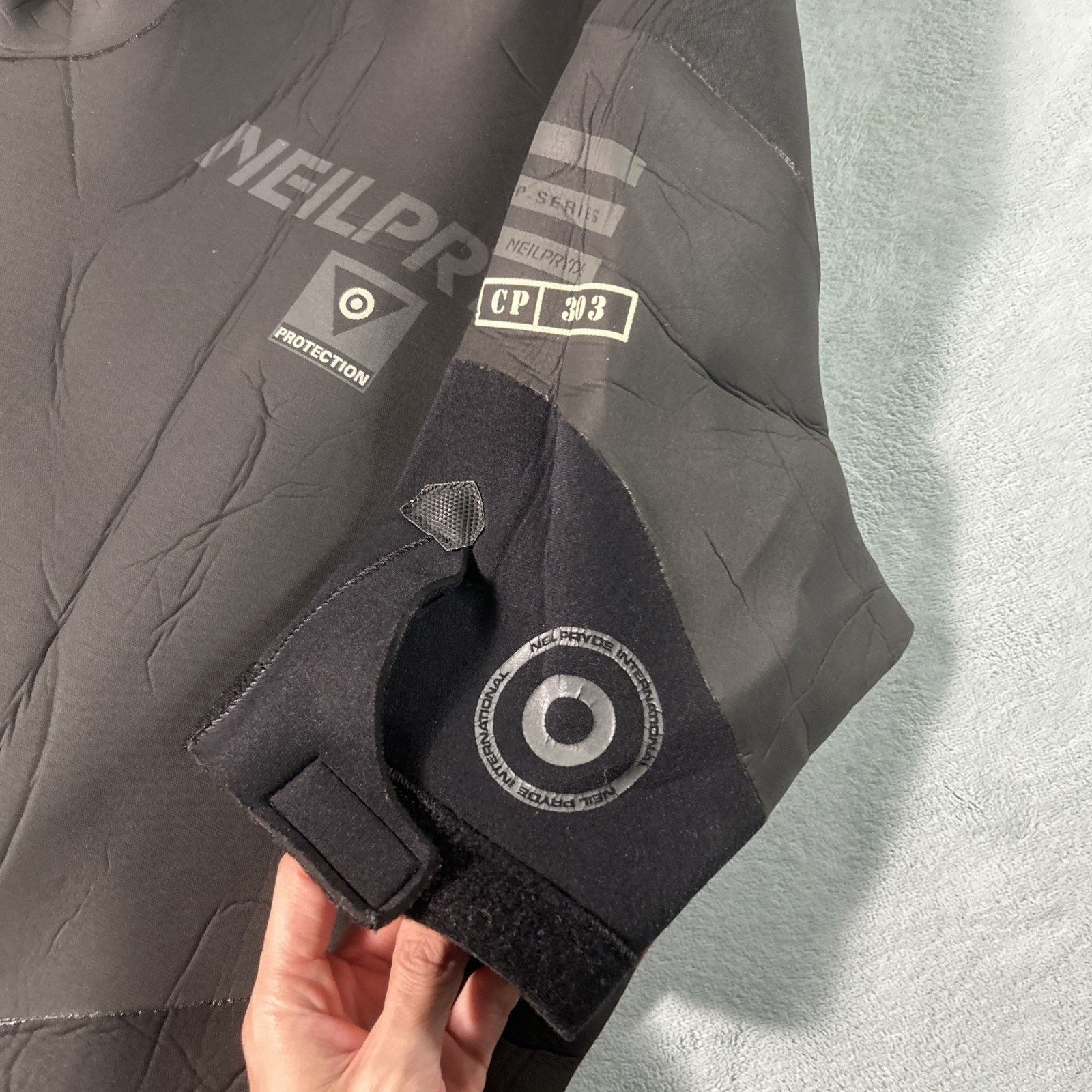 O'Neill Neil Pryde Protection Padded Fullbody Wetsuit Mens 50 Short Size US 44 / EU 60 - 9 Thumbnail
