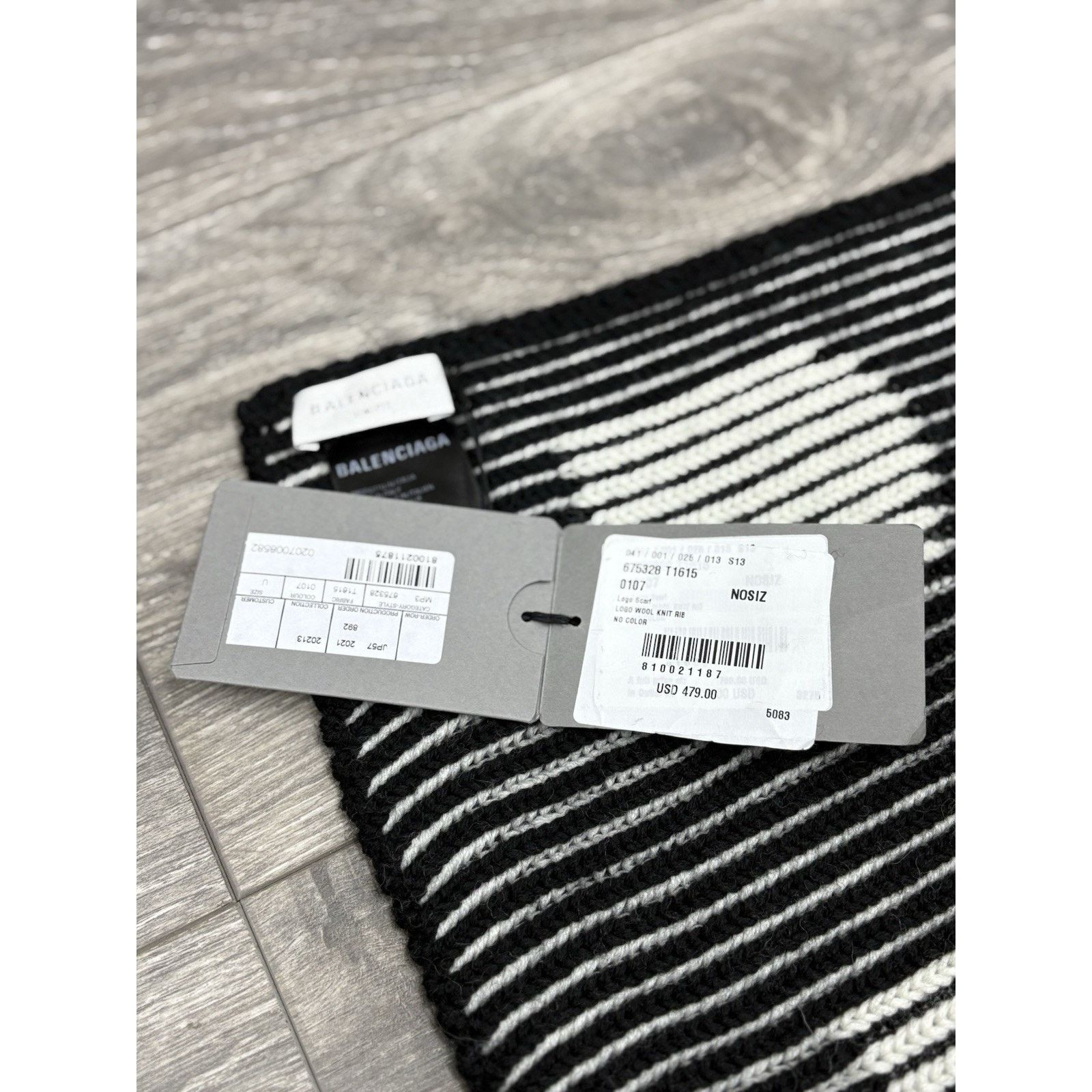 Balenciaga Balenciaga Logo Printed Wool Scarf | NEW! Size ONE SIZE - 15 Thumbnail
