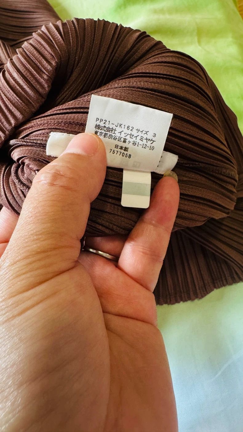 Issey Miyake Issey Miyake size:3 Brown pleated top Size XS / US 0-2 / IT 36-38 - 3 Thumbnail
