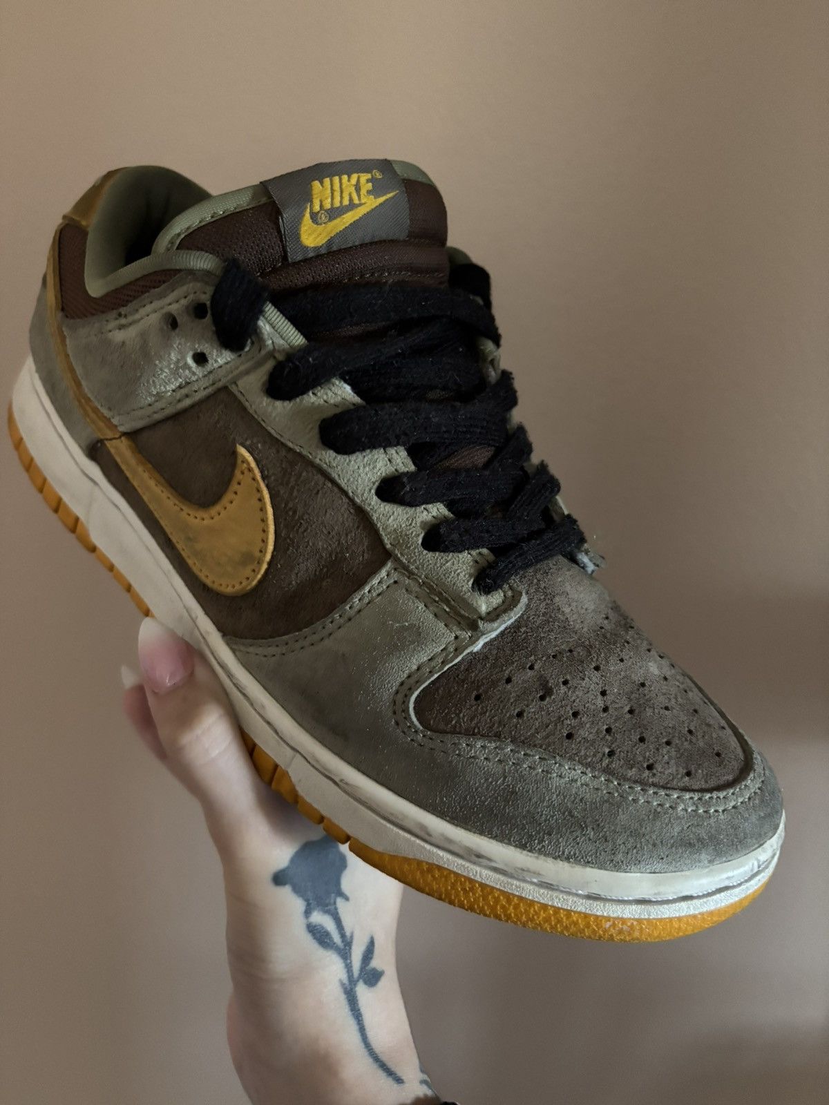 Nike Nike Dunk Low 'Dusty Olive' Size US 7 / EU 40 - 2 Thumbnail