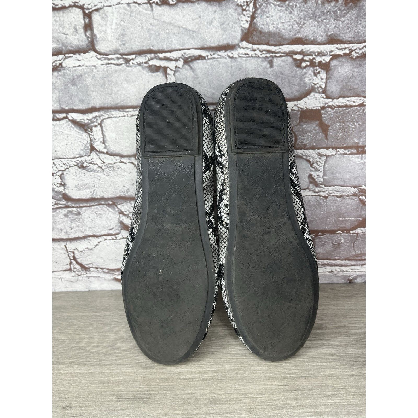 Etonic Vionic Carroll Snake Black White Ballet Slip On Flats Women Size US 11 / IT 41 - 19 Thumbnail