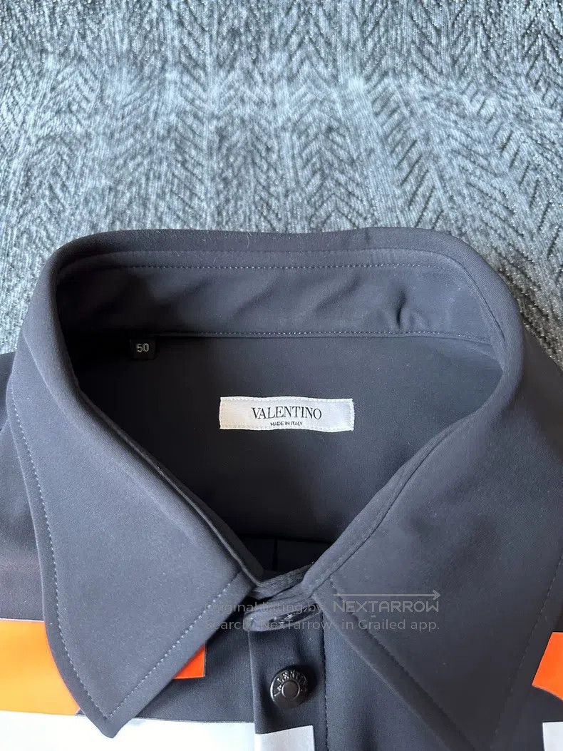 Other Valentino Big logo jacket Size US M / EU 48-50 / 2 - 3 Thumbnail
