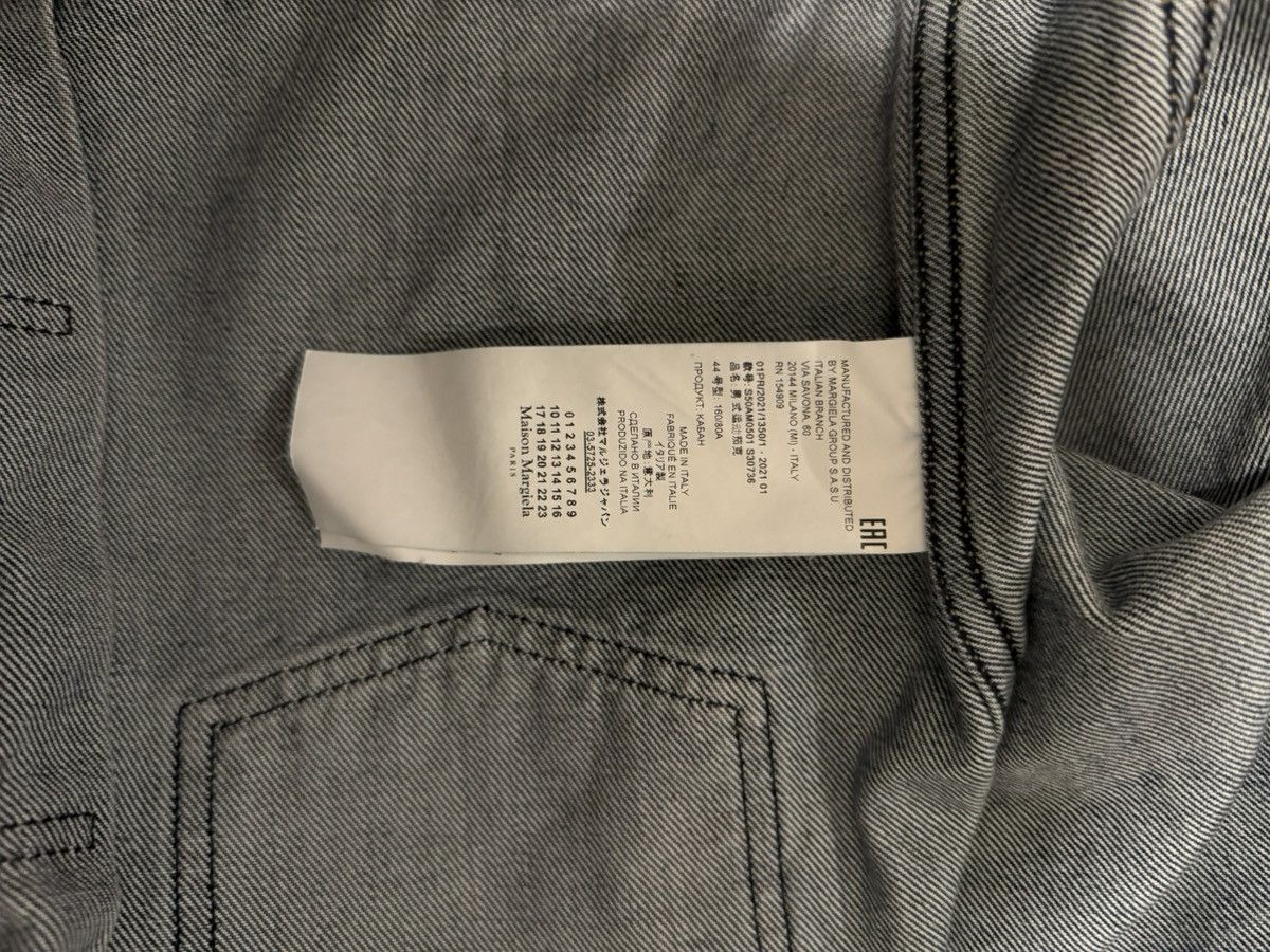 Maison Margiela Maison Margiela Distressed Trucker Size US S / EU 44-46 / 1 - 4 Thumbnail