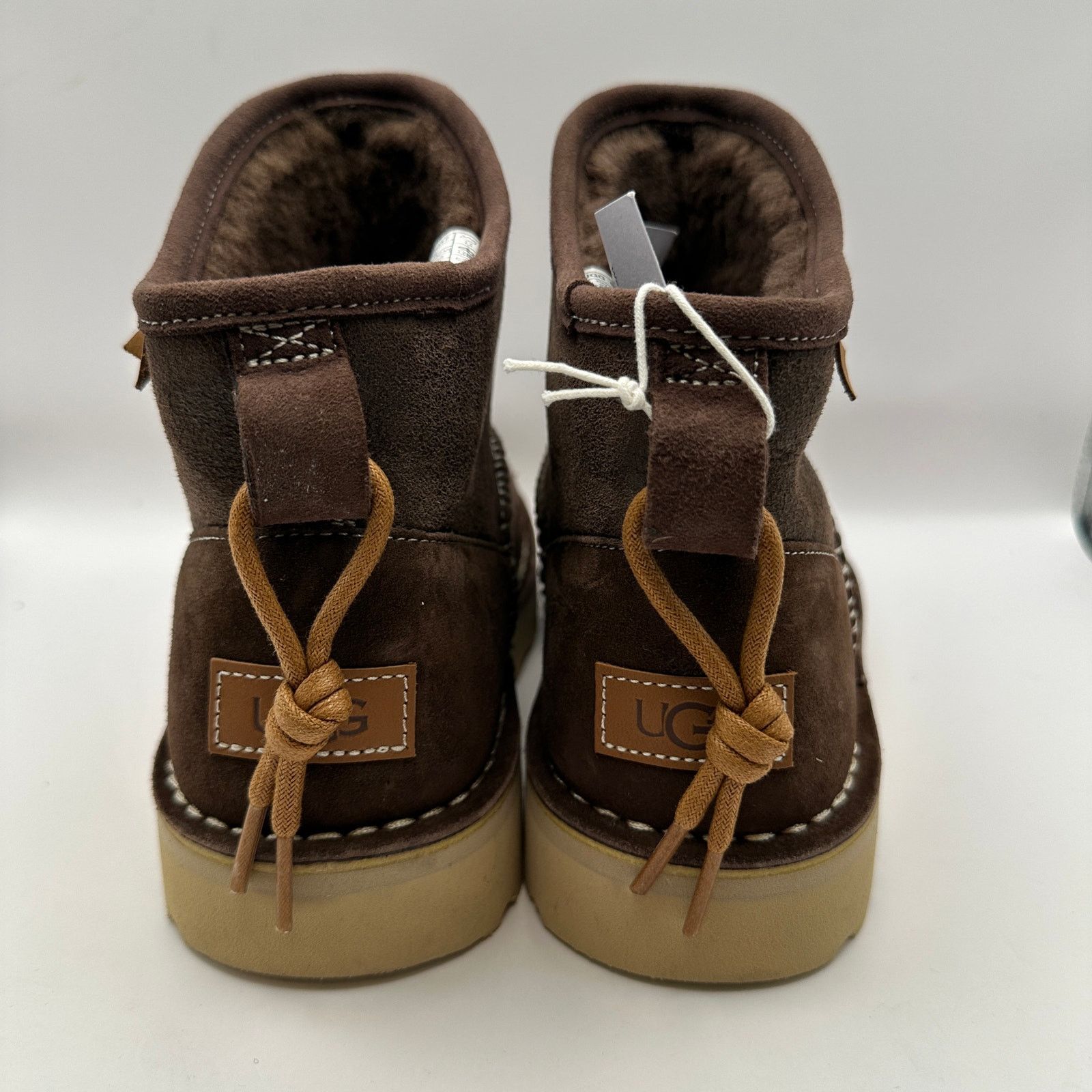 Ugg UGG Women's 5 Campfire Crafted Regenerate Suede Brown Size US 5 / IT 35 - 3 Thumbnail