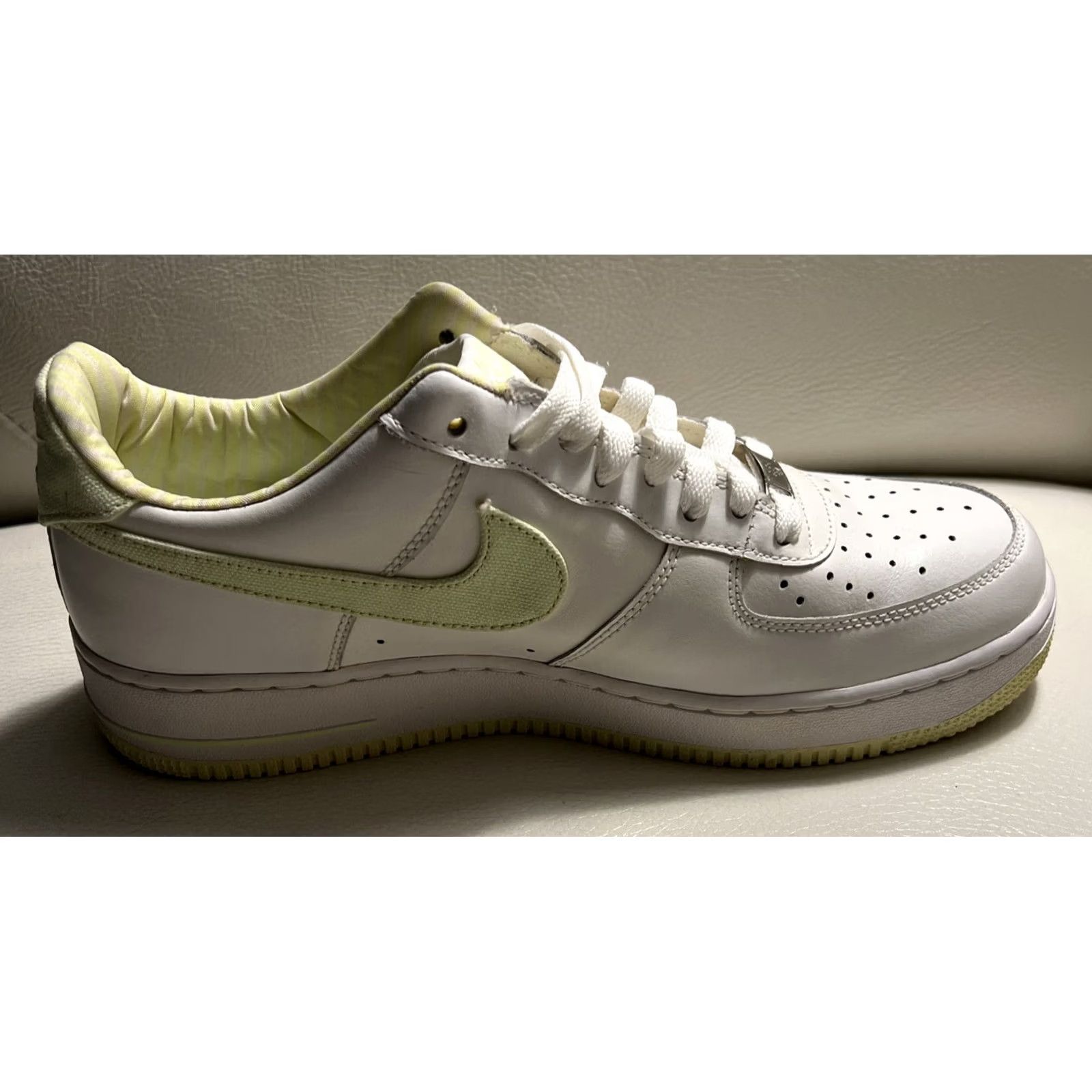 Nike Nike Air Force One 315115-137 Women’s 11 White Barley Volt Low Top Leather Sneakers Basketball Shoes Womens Size US 9 / IT 39 - 4 Thumbnail