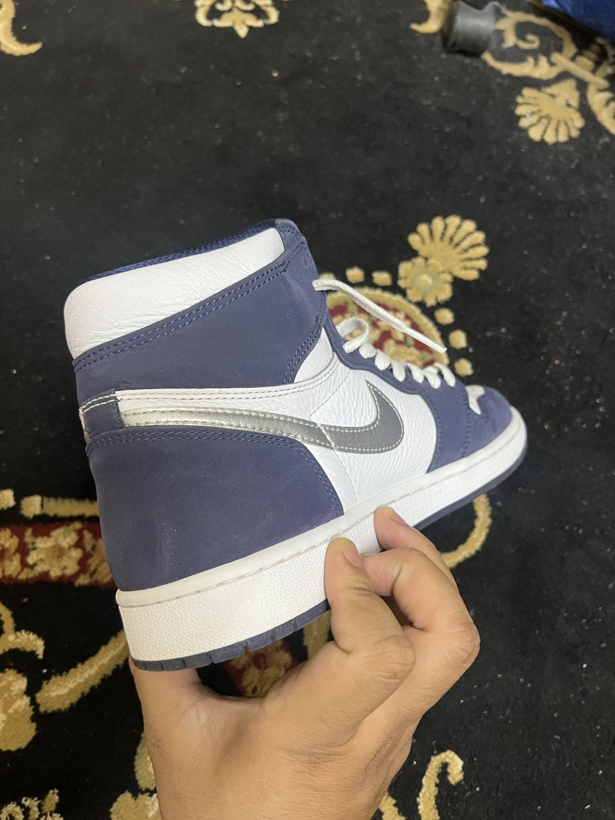 Jordan Brand Air Jordan 1 Retro High Co.Jp “Midnight Navy Size US 9.5 / EU 42-43 - 2 Thumbnail