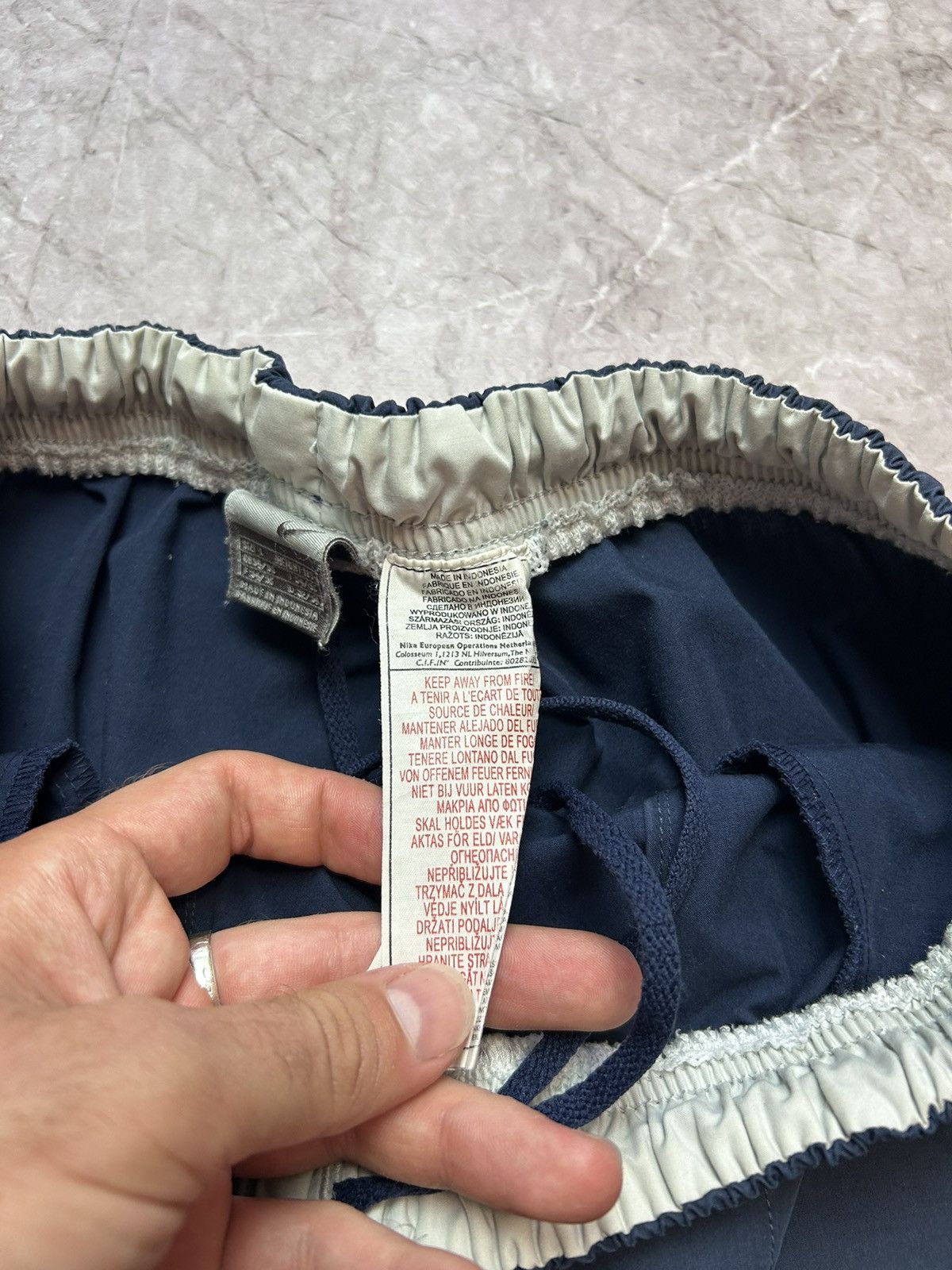 Nike × Vintage Vintage Nike shorts Sun faded streetwear swoosh Y2k size L Size US 32 / EU 48 - 6 Thumbnail