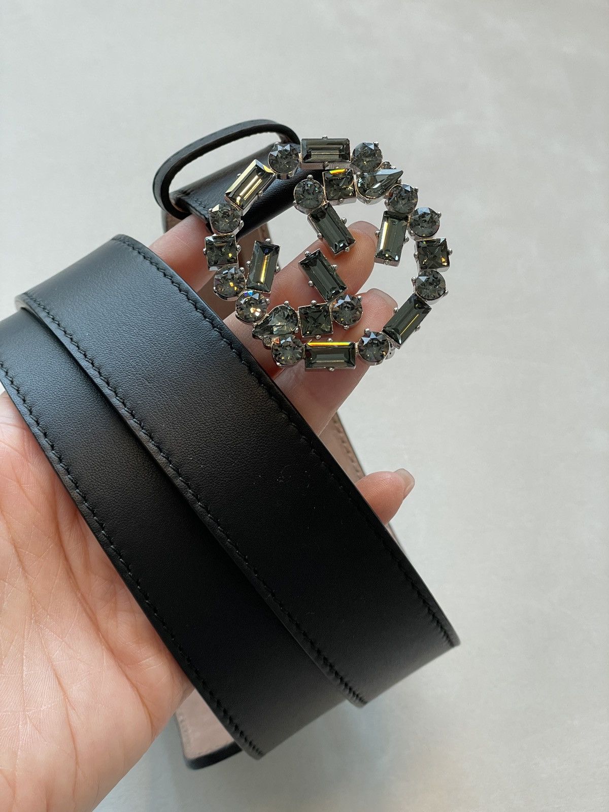 Gucci Authentic Gucci Leather Belt with Crystal Logo Buckle Size ONE SIZE - 3 Thumbnail