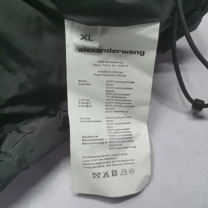 Alexander Wang Alexander Wang Black Logo Puffer Jacket for Women - Size XL / US 12-14 / IT 48-50 - 4 Thumbnail