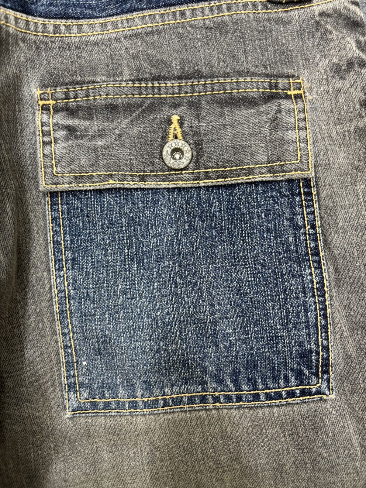 Japanese Brand 💥90s Style💥Japanese Brand Two Tones Sturdy Bush Denim F692 Size US 31 - 15 Thumbnail