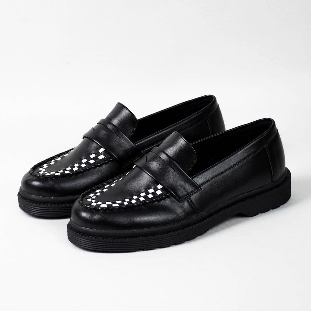 Designer × Simple Shoes Blakmore Leather Loafer Black Unisex Size US 11 / EU 44 - 2 Thumbnail