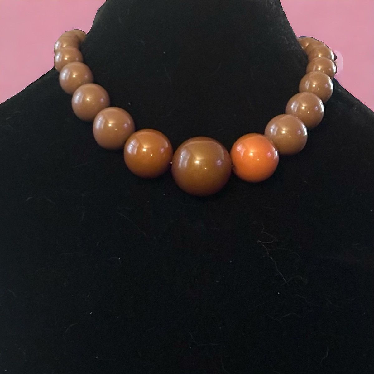 Other Chunky brown lucite bead necklace Size ONE SIZE - 1 Thumbnail