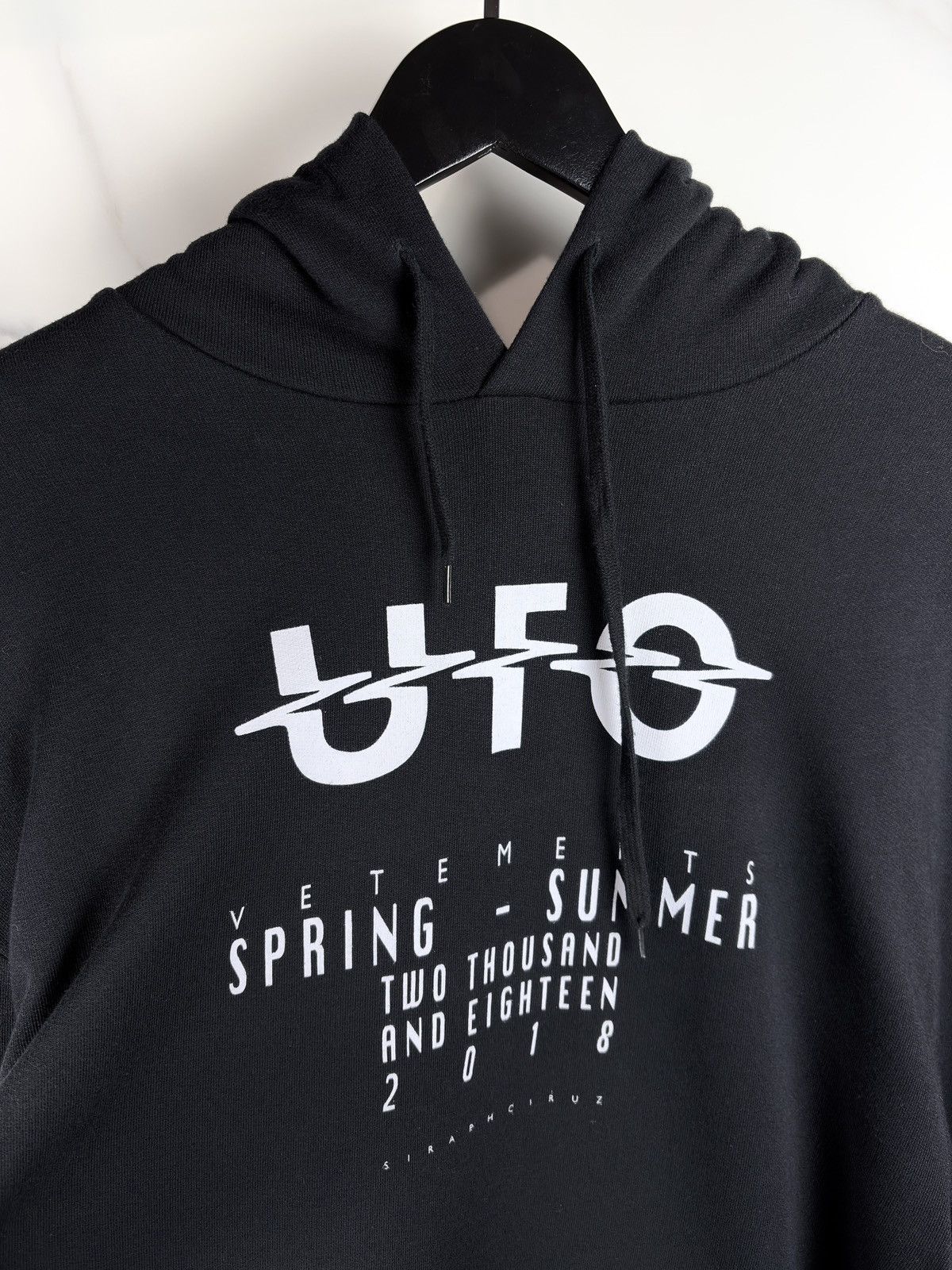Vetements SS18 1/50 Vetements UFO Addition Adelaide Tokyo Hoodie Size US M / EU 48-50 / 2 - 5 Thumbnail