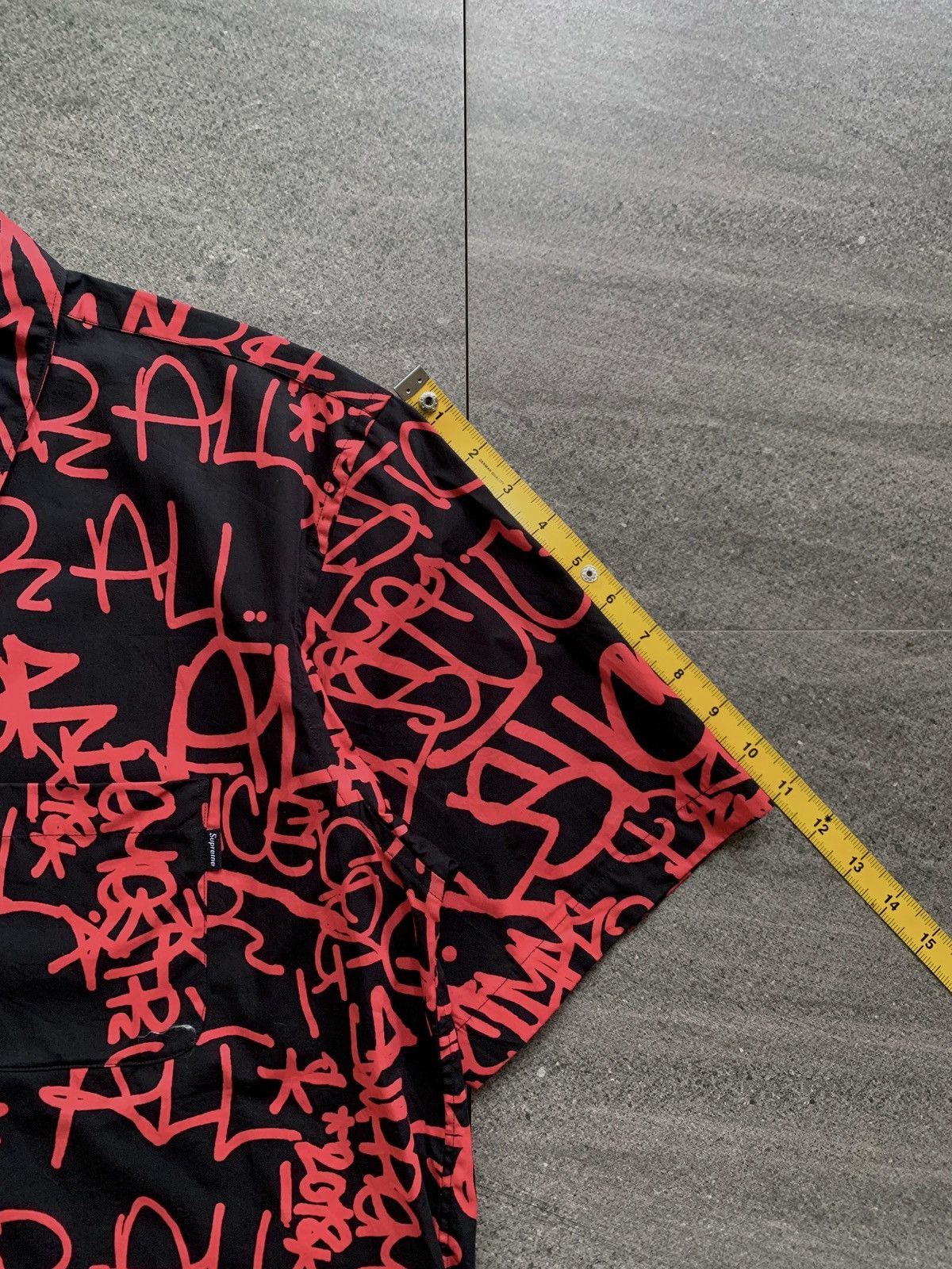 Supreme FREE TAX! Comme des Garcons Collabs Graffiti Zip Shirt Size US XL / EU 56 / 4 - 12 Thumbnail