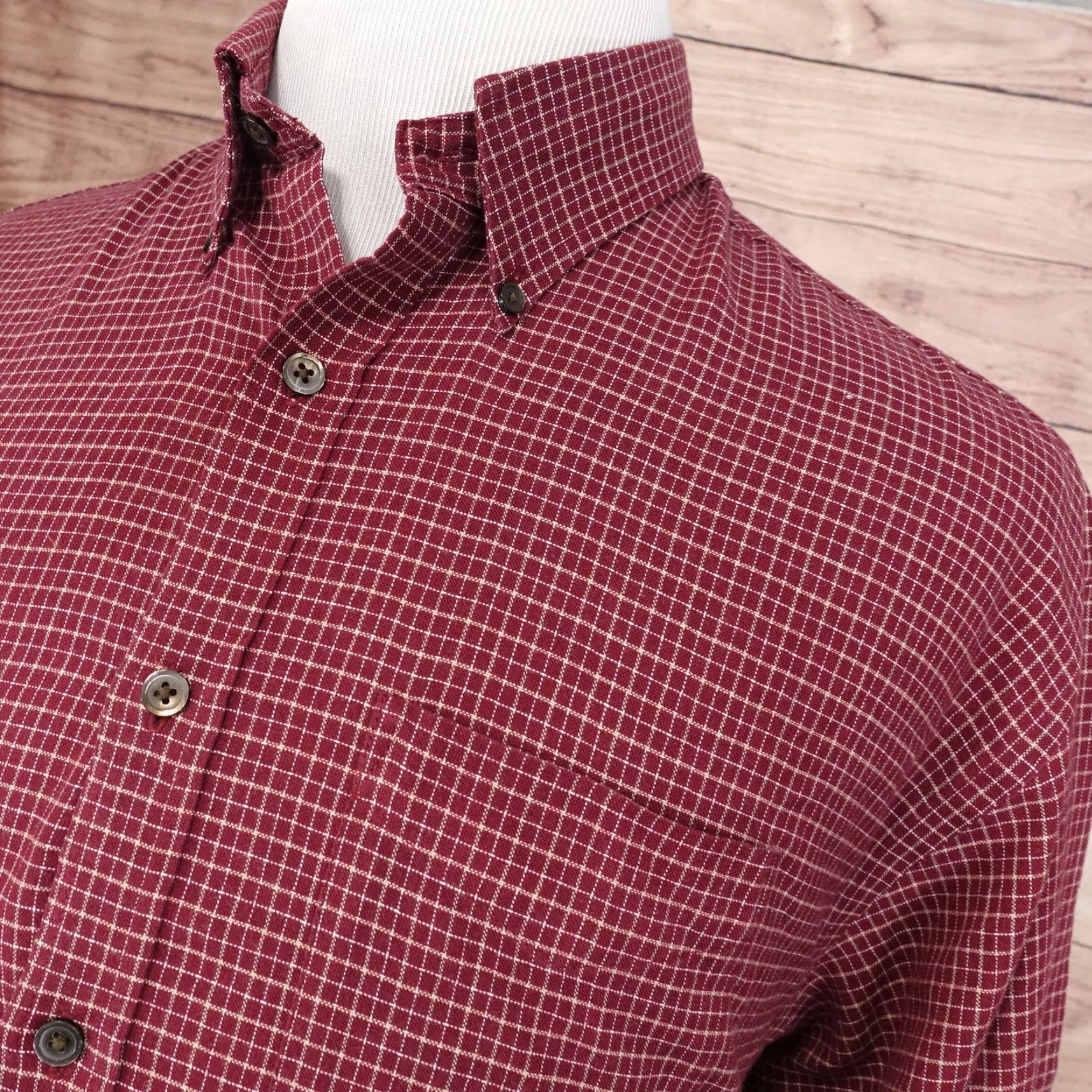 Van Heusen VAN HEUSEN Red Check Long Sleeve Button-Up Shirt Mens L Regular Fit Size US L / EU 52-54 / 3 - 2 Thumbnail