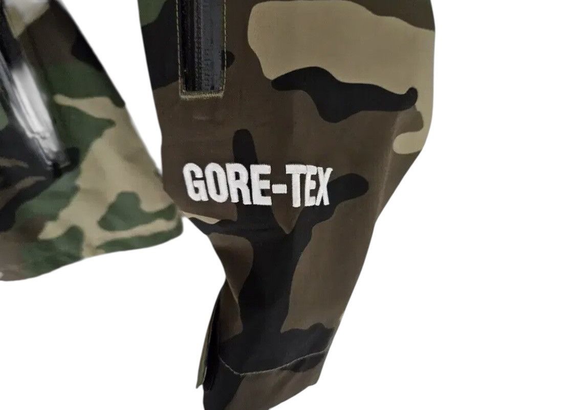 Supreme Supreme x Smurf Goretex Jacket Size US S / EU 44-46 / 1 - 5 Thumbnail