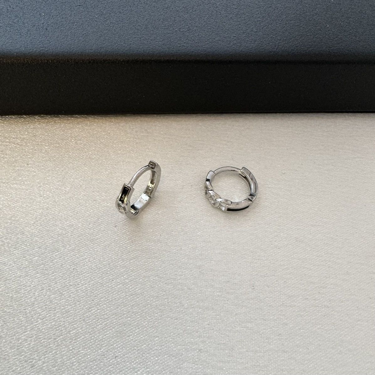 Other 10mm Small Silver Hoop Earrings for Men Women Size ONE SIZE - 3 Thumbnail
