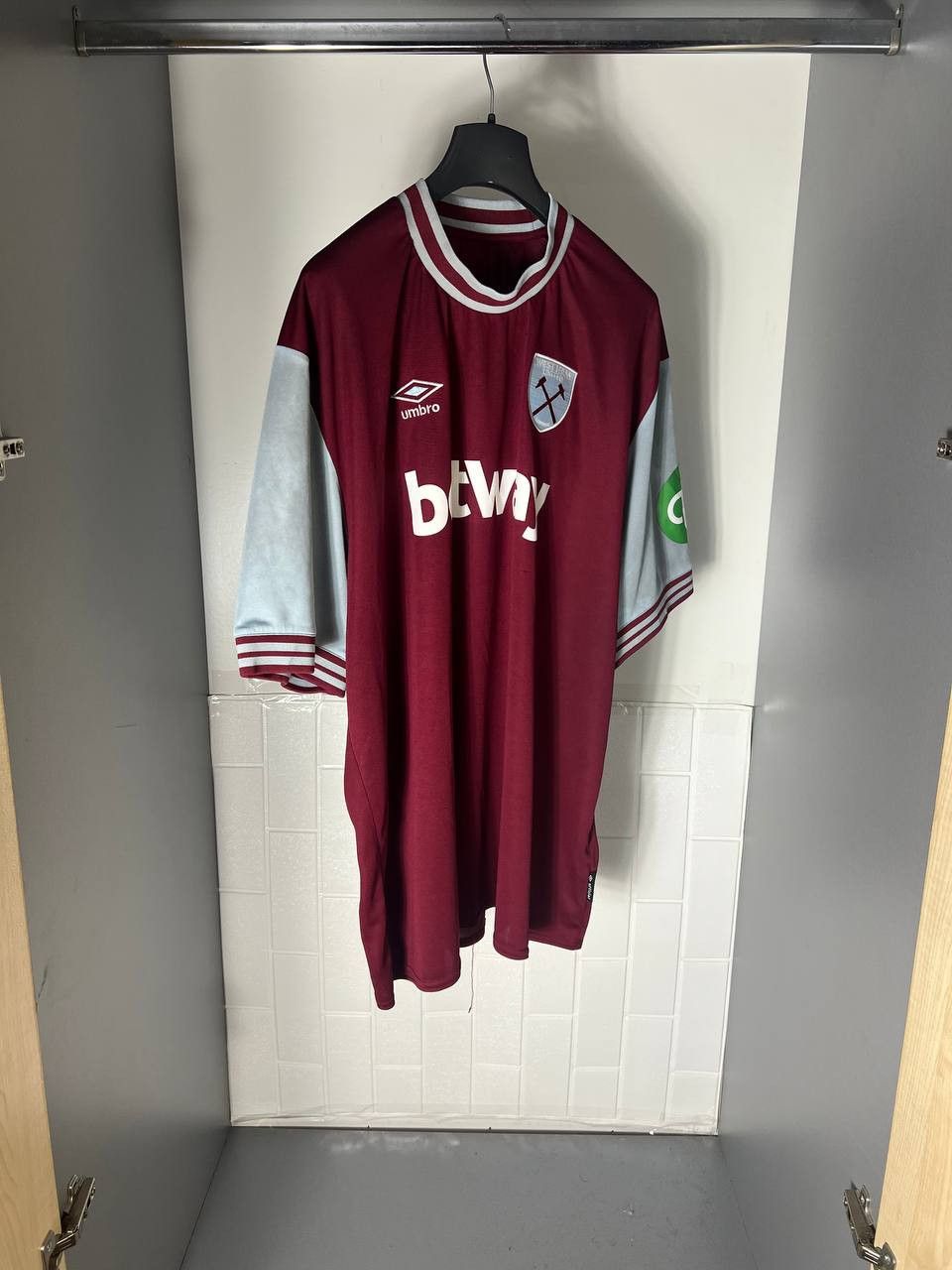 Umbro VINTAGE UMBRO FC WEST HAM UNITED ENGLAND SOCCER JERSEY RETRO Size US XXL / EU 58 / 5 - 4 Thumbnail