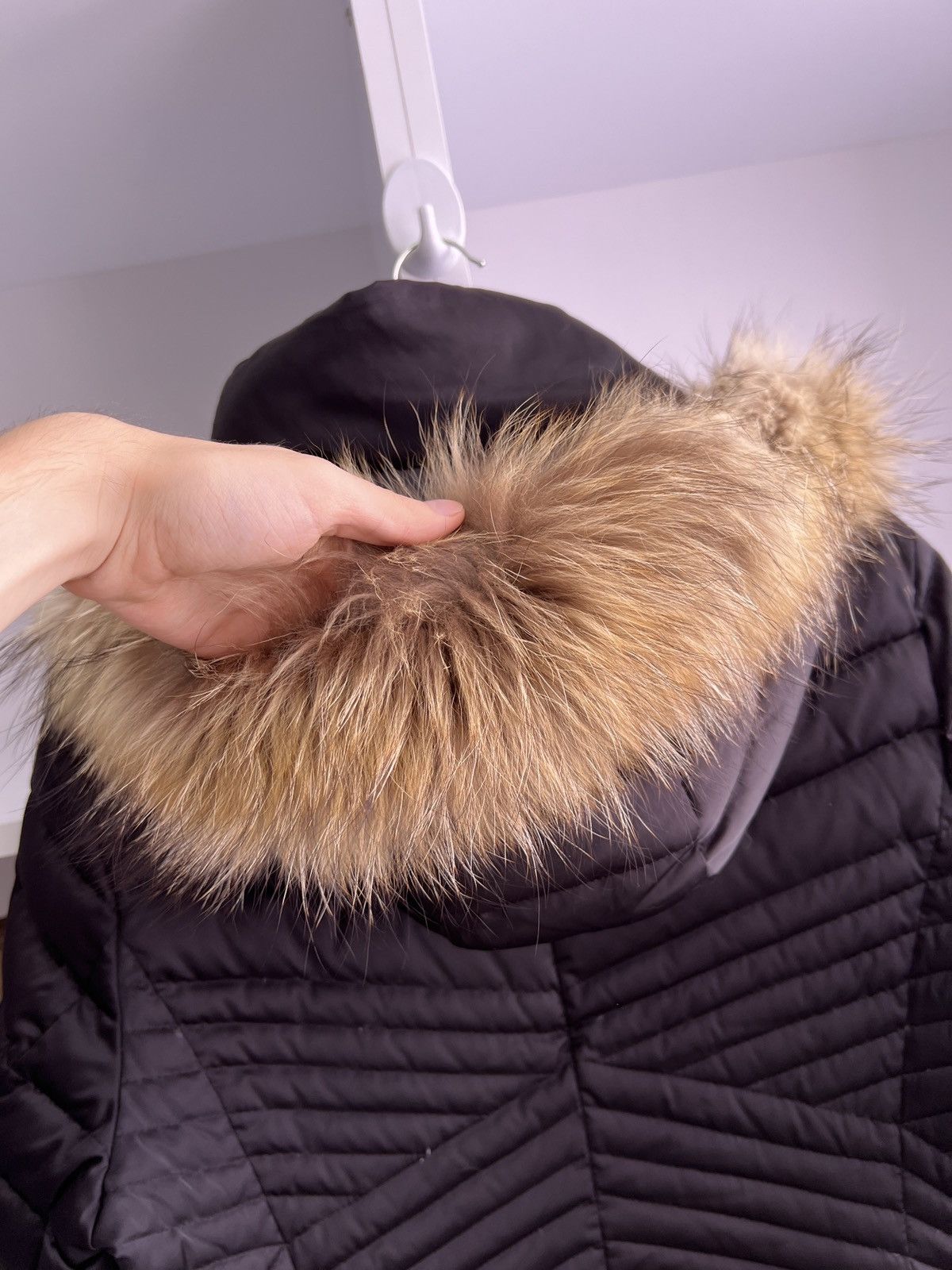 Hugo Boss × Vintage Vintage Boss women’s long hooded puffer jacket with fur Size L / US 10 / IT 46 - 15 Thumbnail