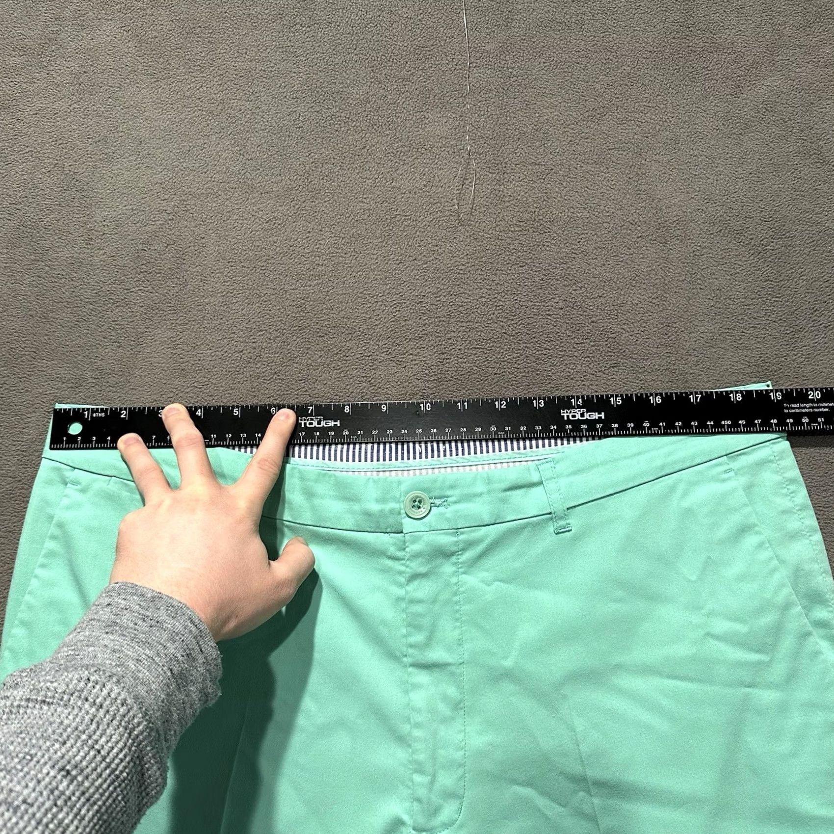 Vintage Holderness & Bourne Shorts Mens 36 Cabo Green Performance Golf Stretch Shorts Size US 36 / EU 52 - 7 Thumbnail