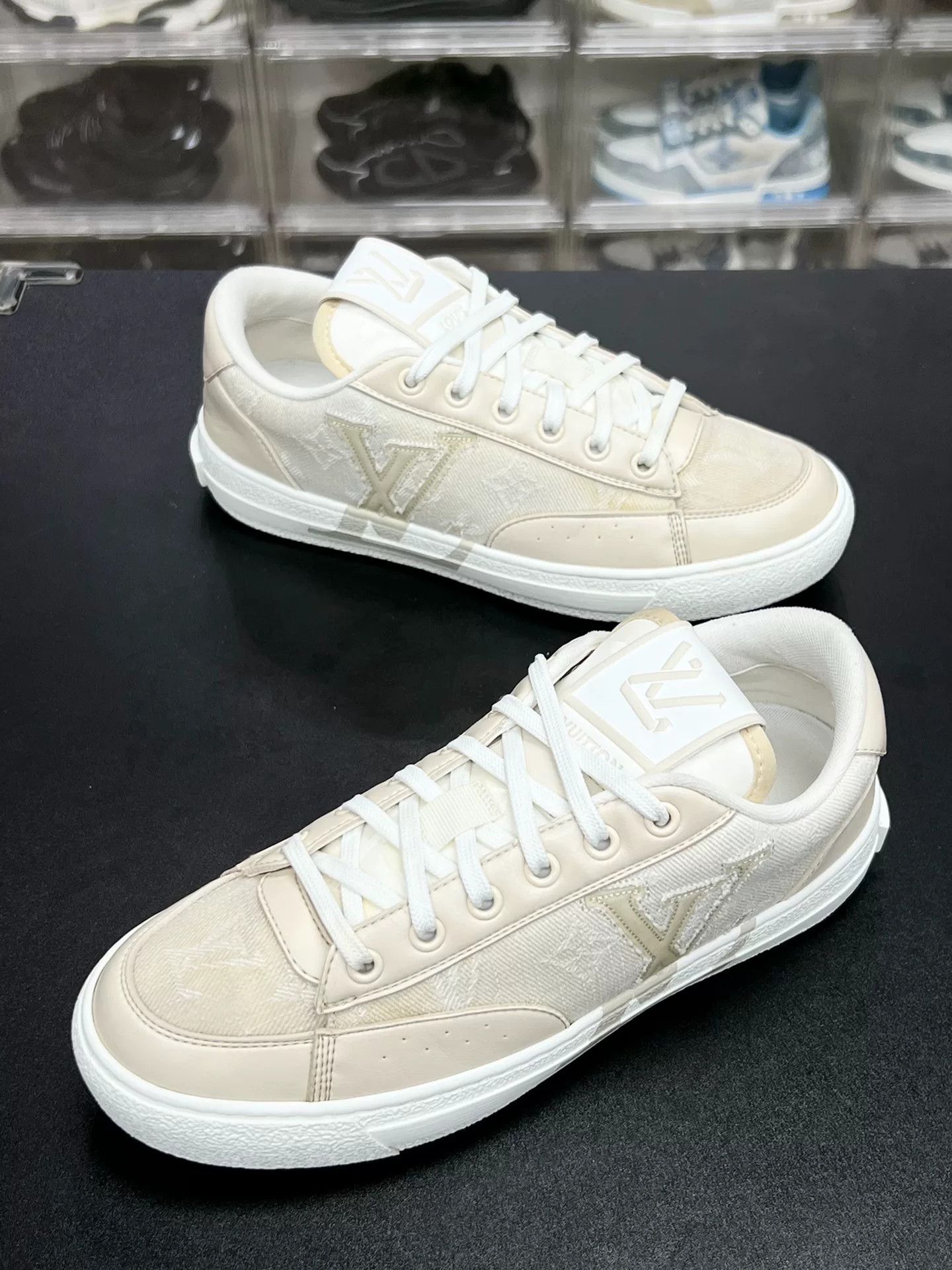 Louis Vuitton Louis Vuitton Denim Lowtop Sneakers us_6-5 Women Size US 6.5 / IT 36.5 - 1 Thumbnail