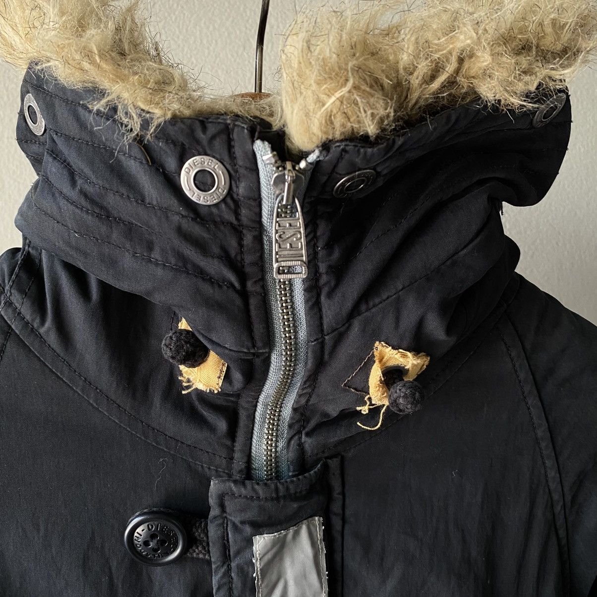Diesel DIESEL Black Fur-Trimmed Parka Size US S / EU 44-46 / 1 - 12 Thumbnail