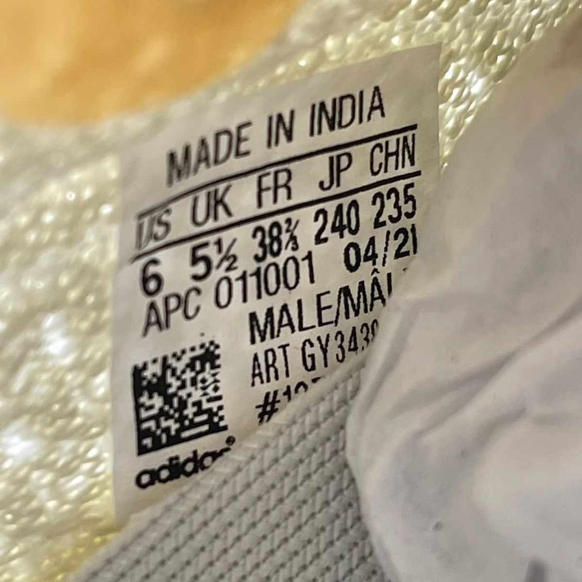 Adidas Adidas Yeezy Boost 350 V2 Light Size US 6 / EU 39 - 2 Thumbnail