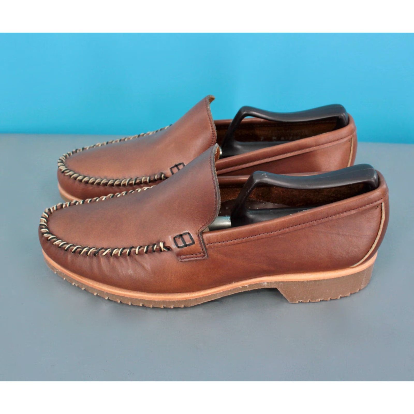 Hush Puppies VINTAGE Hush Puppies Loafers Men's 70s Brown Leather Size 7 M 1970s Disco Style Shoes Size ONE SIZE - 3 Thumbnail