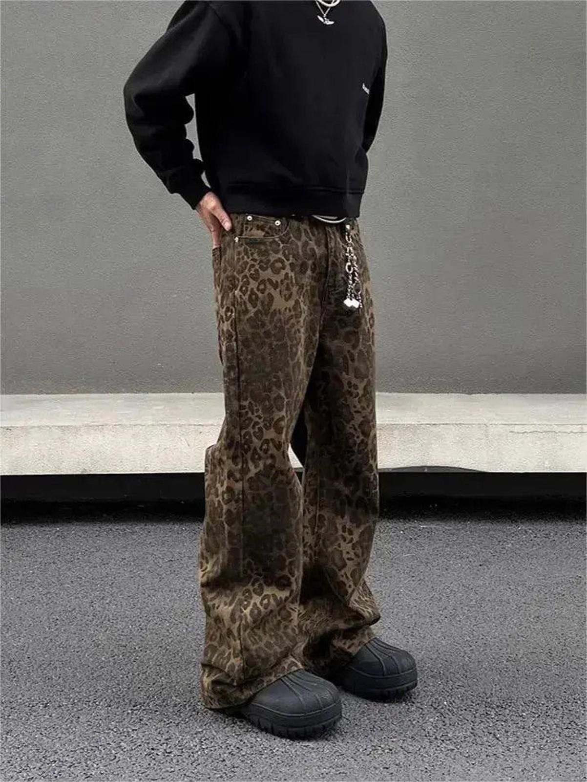 Vintage Leopard Print Wide Leg Flare Jeans Size US 32 / EU 48 - 1 Thumbnail