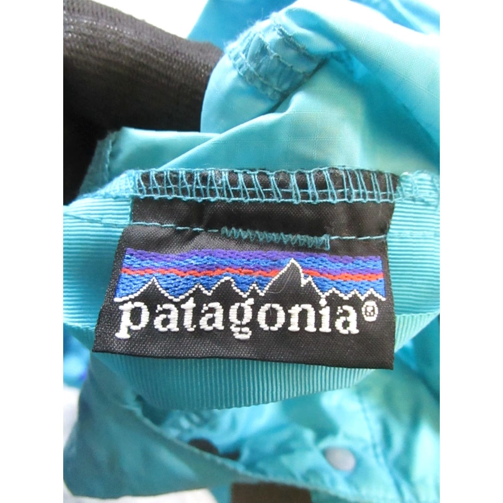 Patagonia VINTAGE Patagonia Jacket Mens Small Blue Windbreaker Anorak Size US S / EU 44-46 / 1 - 3 Thumbnail