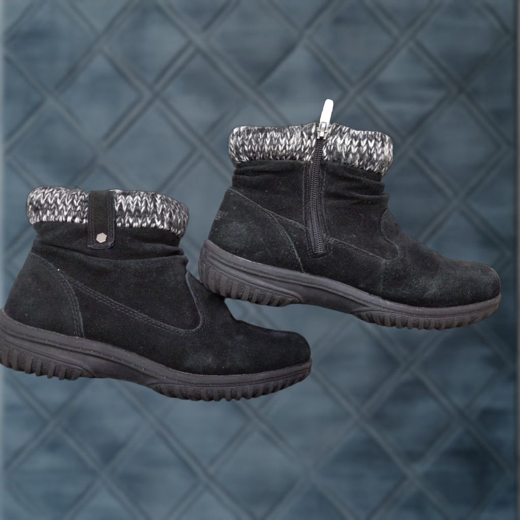 Vintage Khombu Laura Snow Boots Womens Size 8 Black Suede Ankle Faux Fur Zip Winter Boots Menus? Size US 8 / IT 38 - 1 Thumbnail