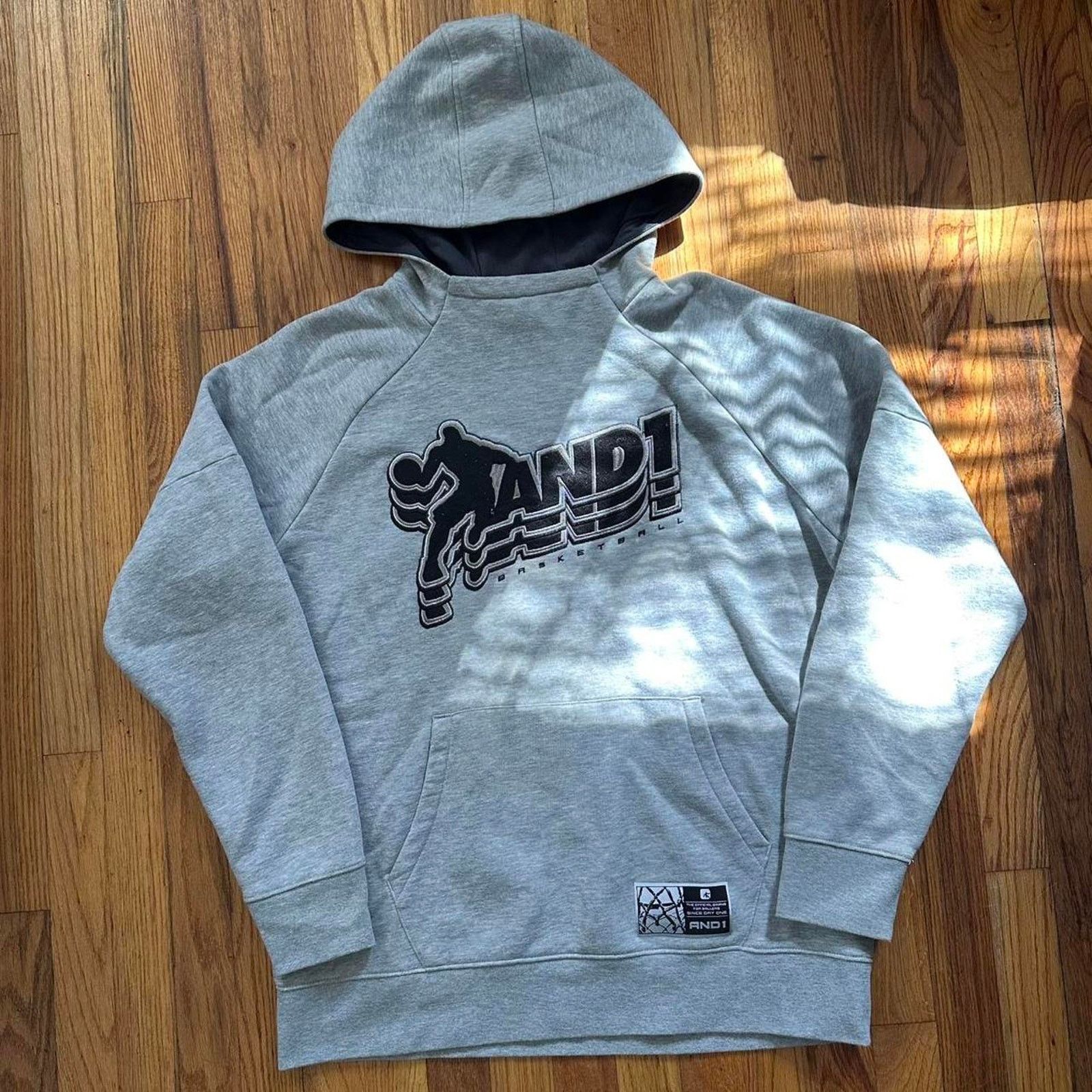 Vintage Y2K AND1 Hoodie Embroidered Patch Jacket Basketball size L Size US L / EU 52-54 / 3 - 1 Thumbnail