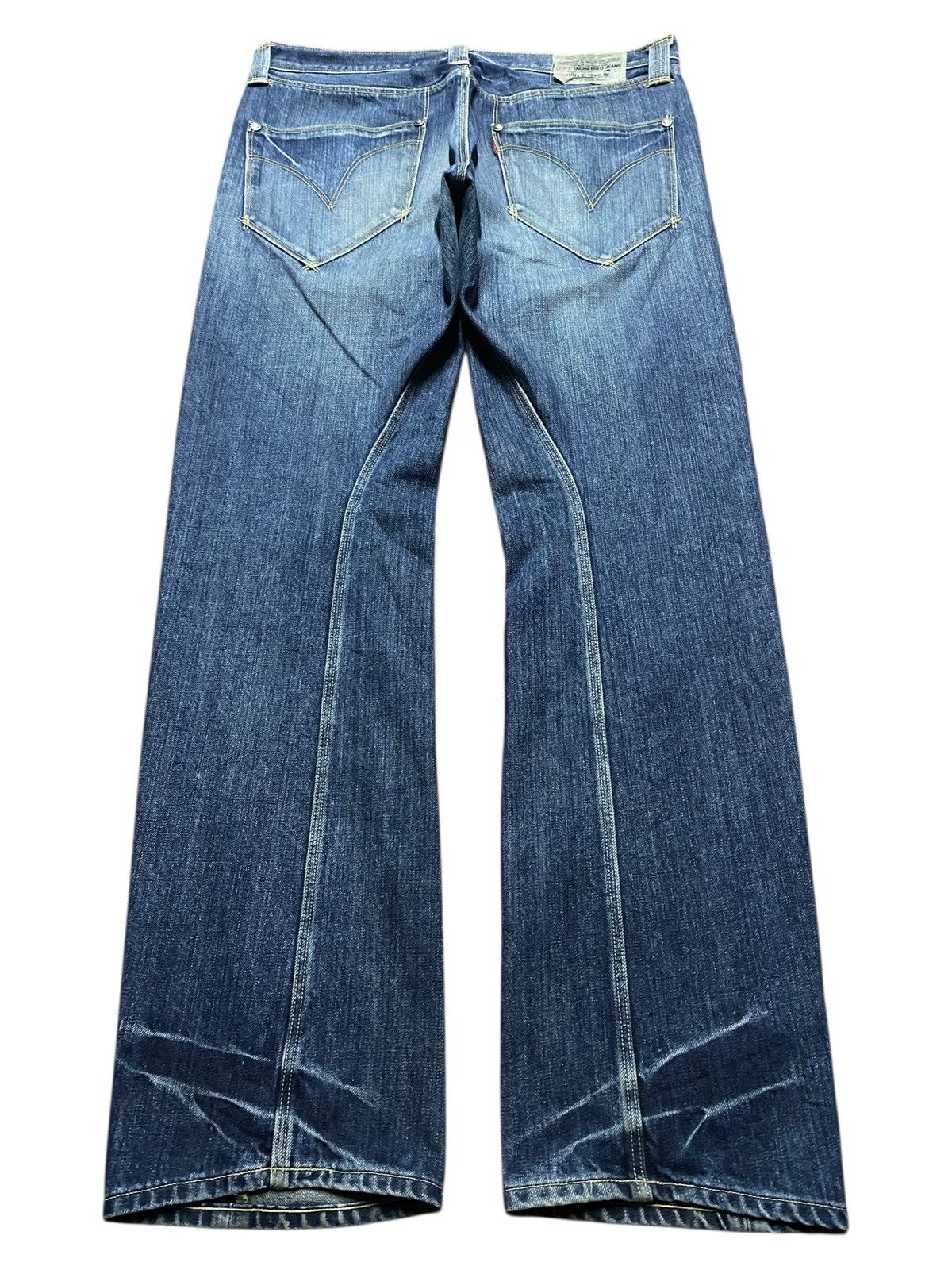 Levi's Vintage Clothing Levis Y2K Engineered Blue Wash Distressed Twist Leg Jean Size US 34 / EU 50 - 2 Thumbnail