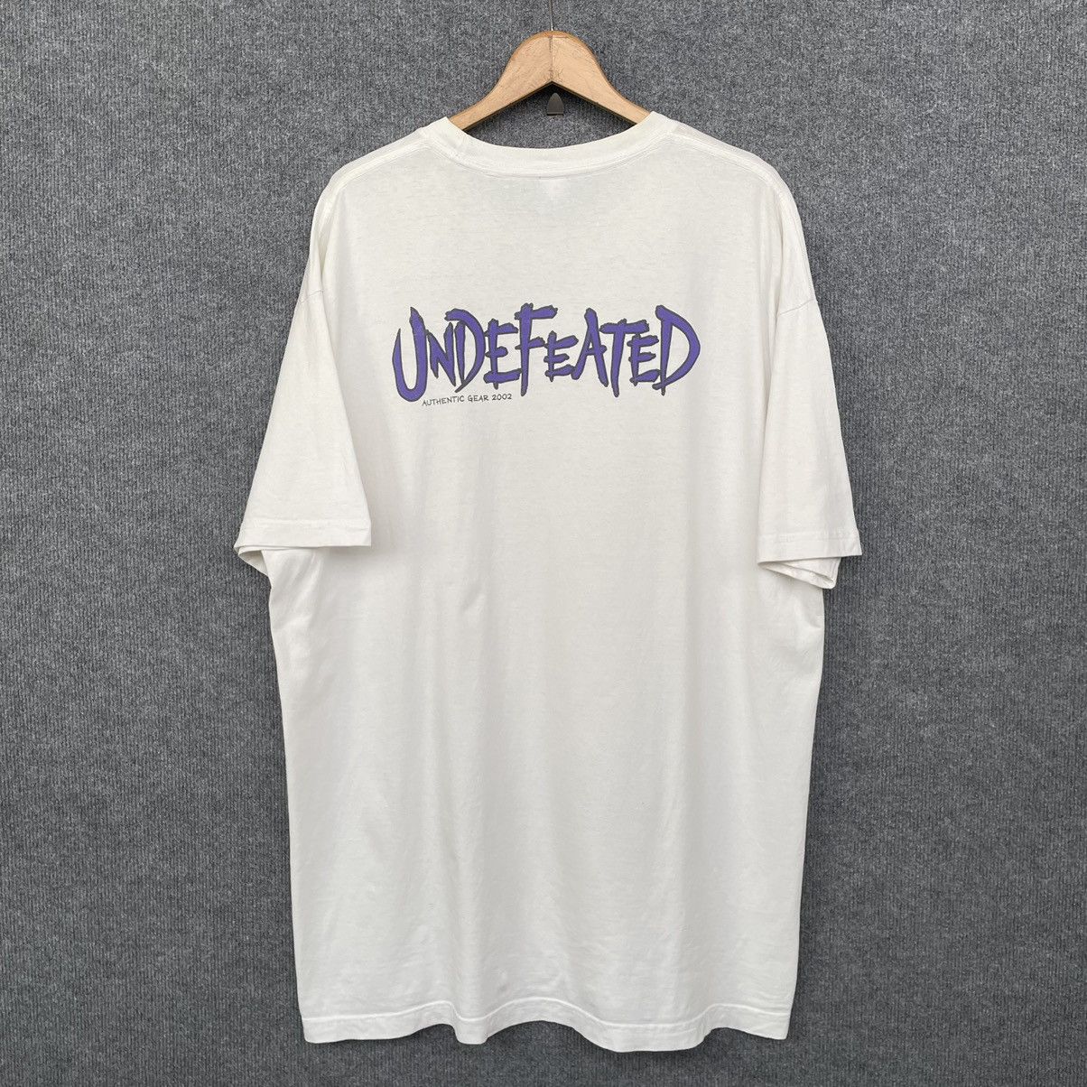 Undefeated × Vintage Vintage 2002 Undefeated Authentic Gear Streetwear Tee Size US XXL / EU 58 / 5 - 1 Thumbnail