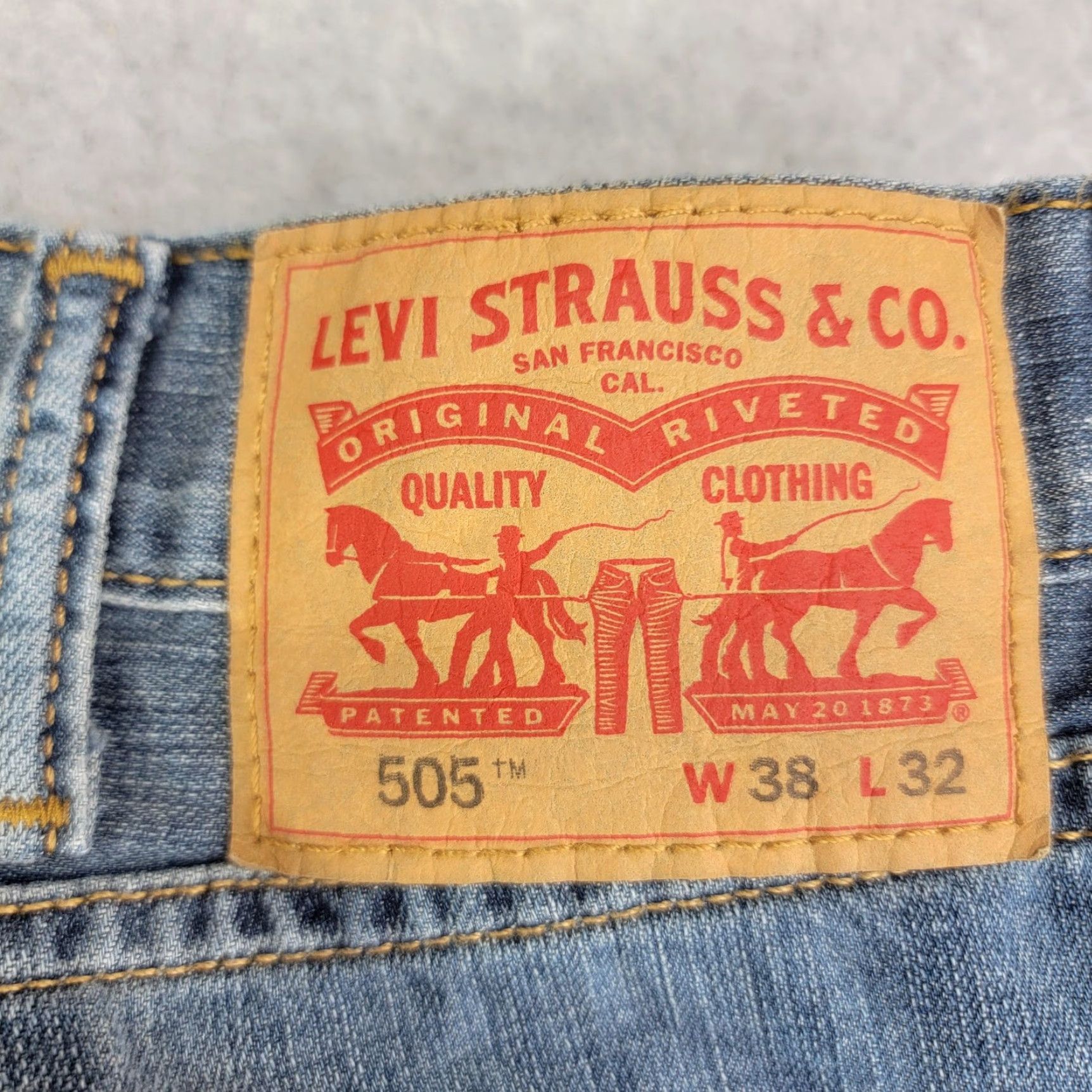 Levi's Levi's 505 Jeans Mens 38x32 Blue Regular Fit Straight Leg Denim Pants Medium Wash Size US 38 / EU 54 - 6 Thumbnail