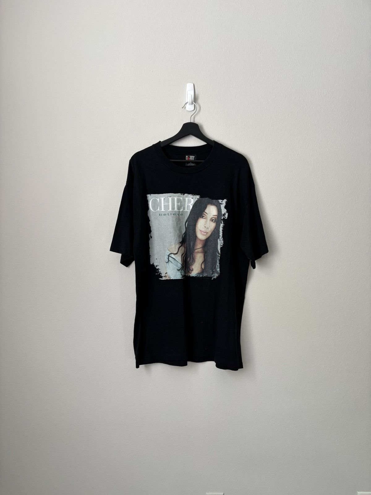 Vintage Vintage 1999 Cher Tour t shirt Size US XL / EU 56 / 4 - 1 Thumbnail