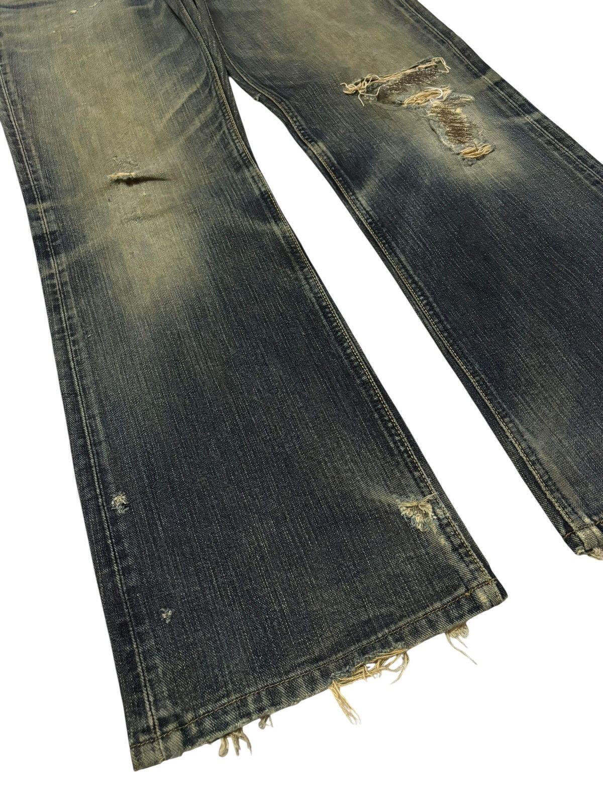 Lee Vtg Lee Japan Faded Mud Wash Distressed Jeans Size US 30 / EU 46 - 3 Thumbnail