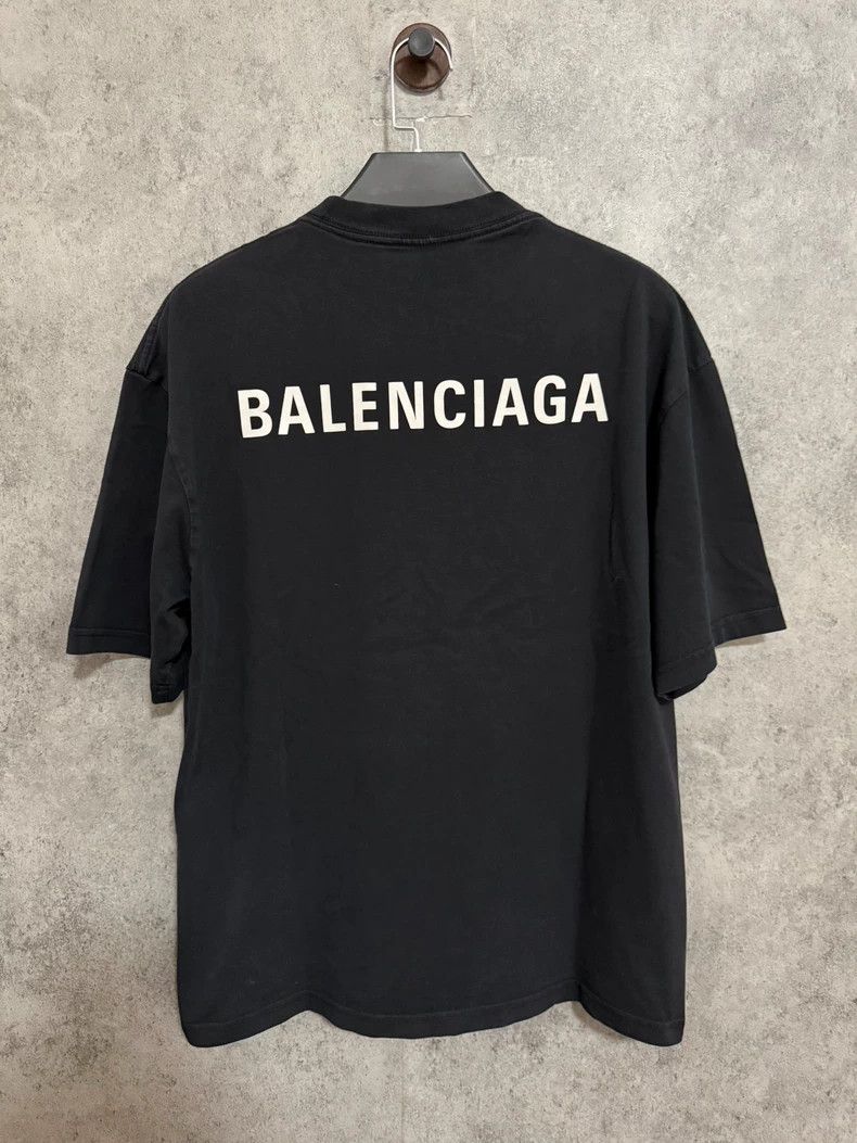 Balenciaga Balenciaga Short sleeve T-shirt monogrammed logo black Size US XS / EU 42 / 0 - 5 Thumbnail