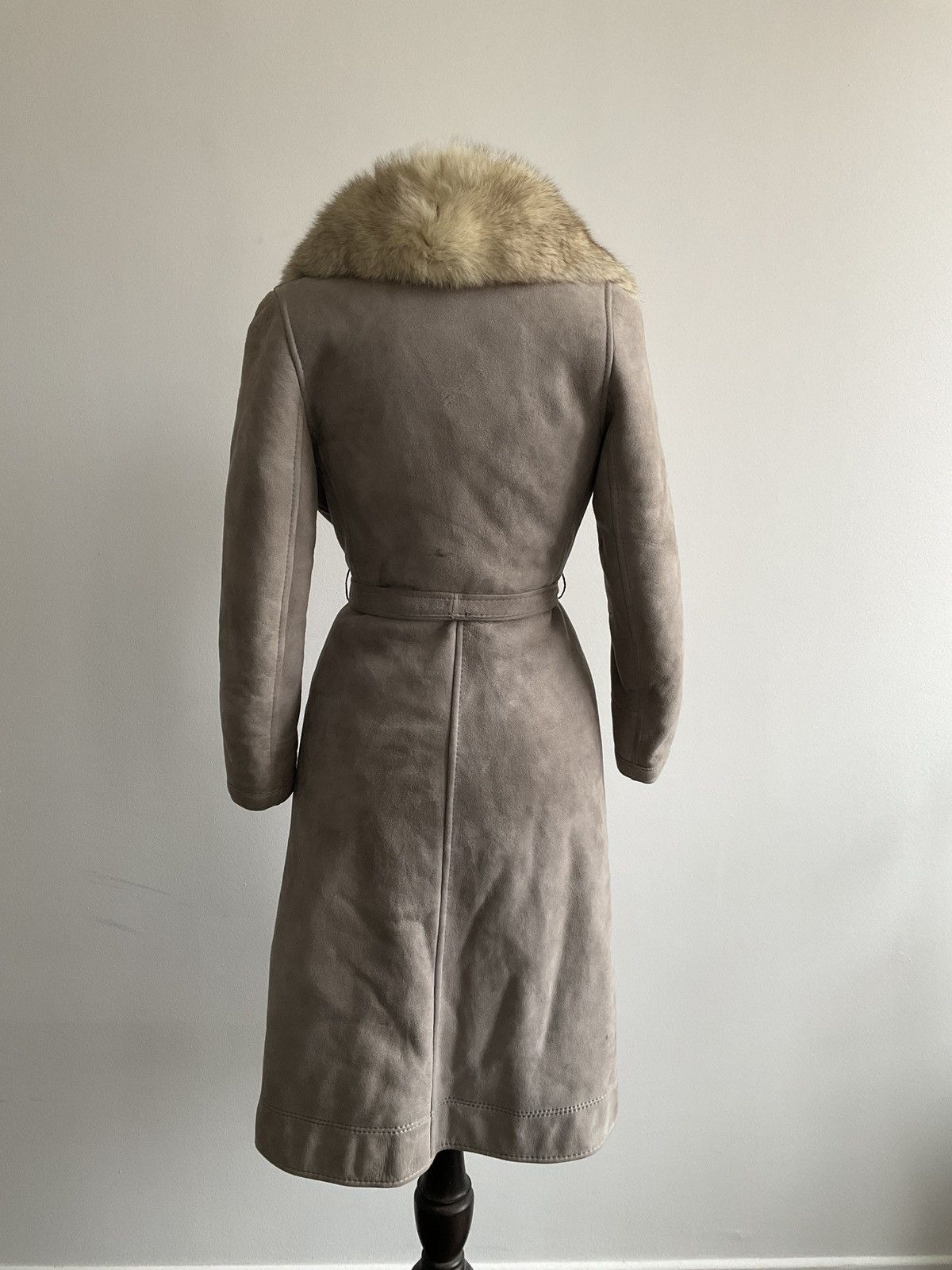Vintage Vintage daim coat with grey lining and fur collar Size M / US 6-8 / IT 42-44 - 2 Thumbnail