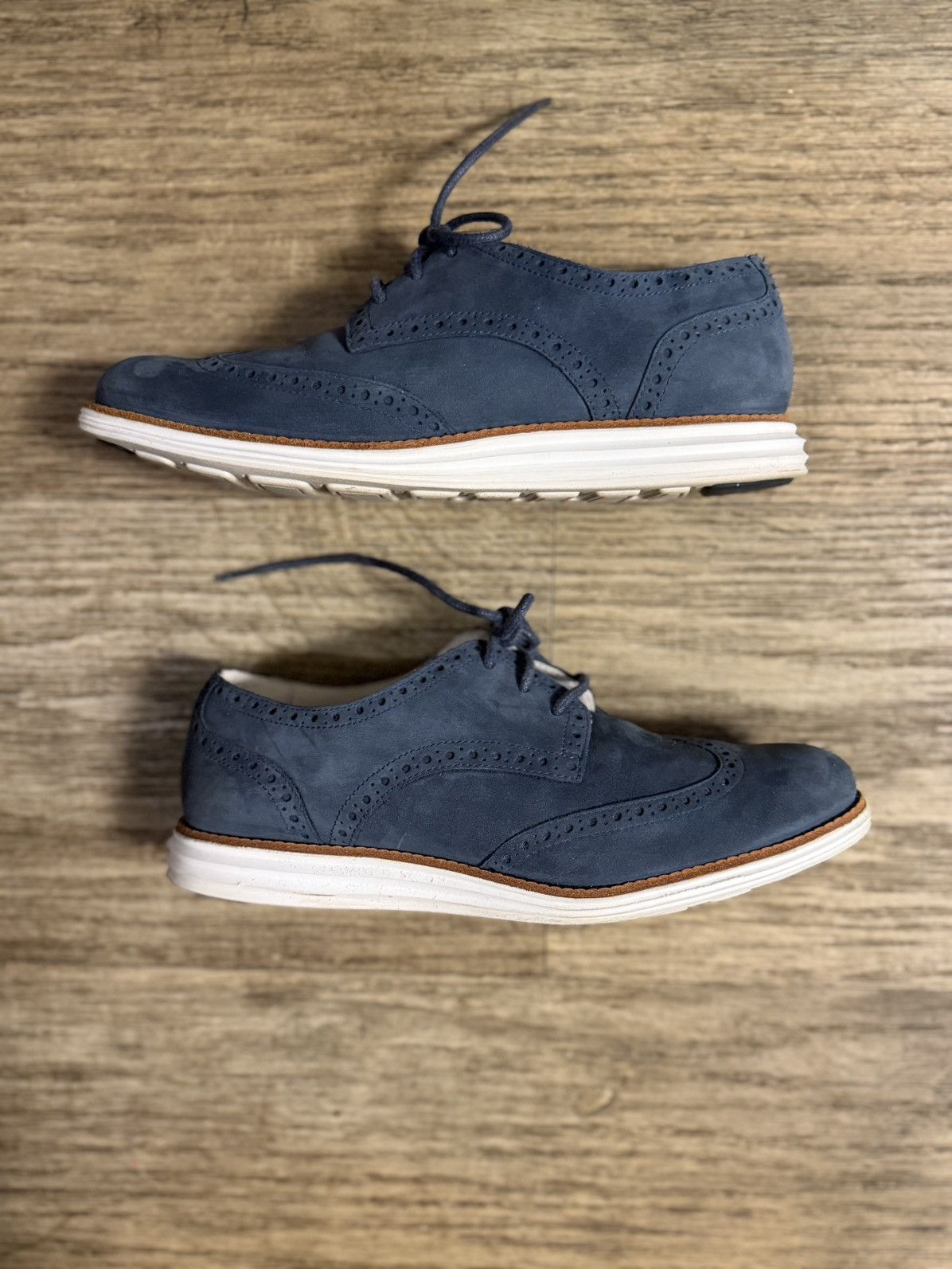 Cole Haan Cole Haan OriginalGrand Blue Suede Wingtip Oxfords - Size 7B Size US 7 / IT 37 - 8 Thumbnail