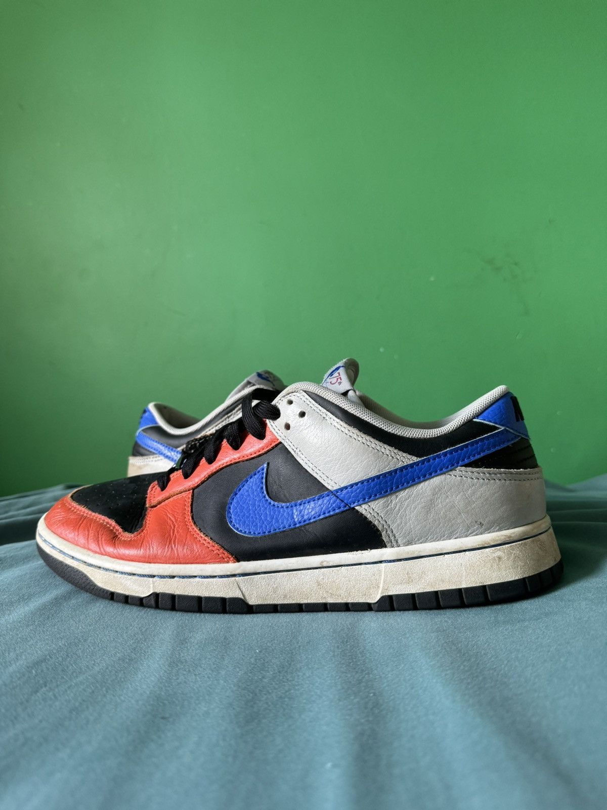 Nike Nike Dunk Low Knicks 2022 Size US 10.5 / EU 43-44 - 1 Thumbnail